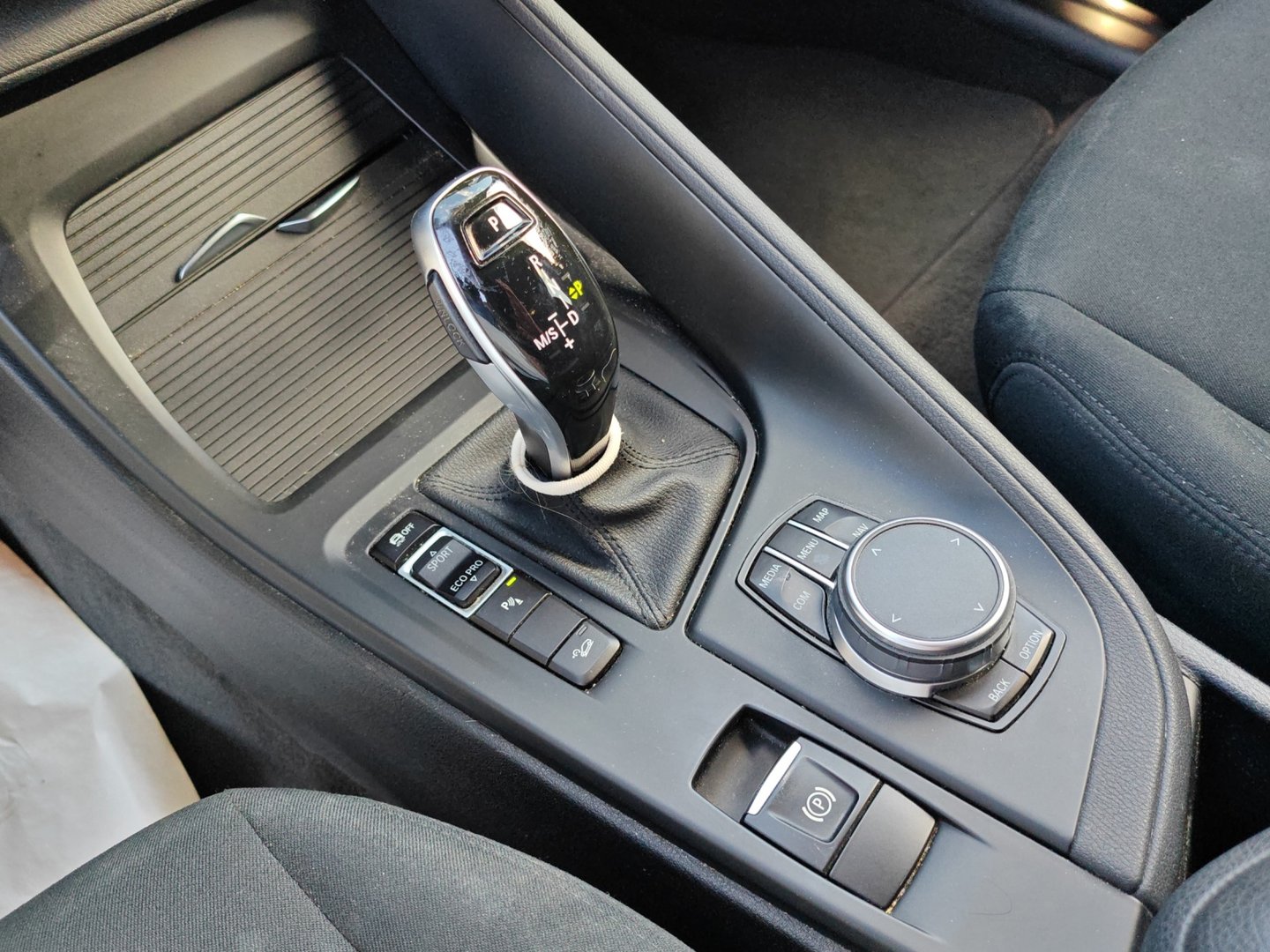 BMW X1 xDrive 18d Steptronic – Aut. – ACC, caméra, 2 jeux de roues [Expertisé + Garantie 12 mois]-image-15