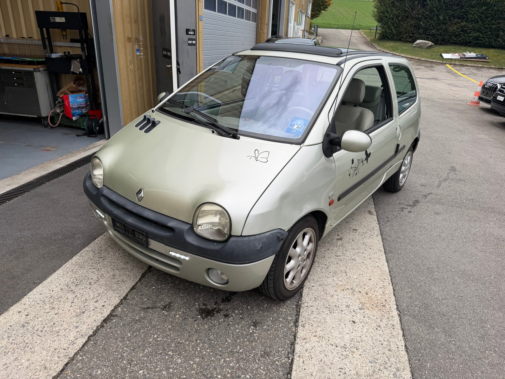 RENAULT Twingo 1.2 16V initiale Advantage-image-0