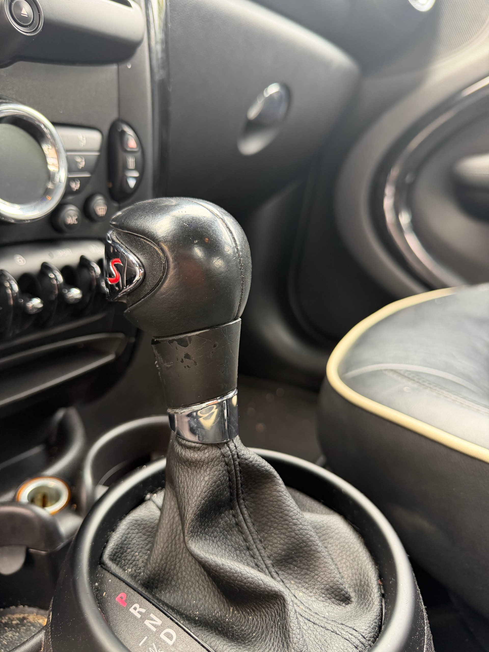 MINI Countryman Cooper SD ALL4 Steptronic-image-11