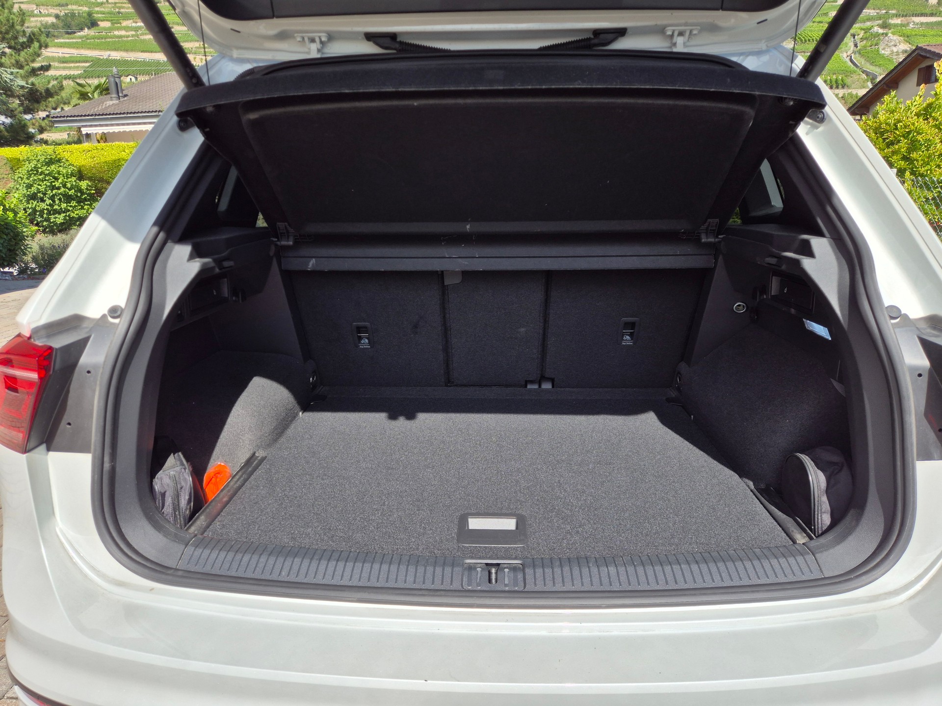 VW Tiguan 2.0TSI R-Line 4Motion DSG-image-5