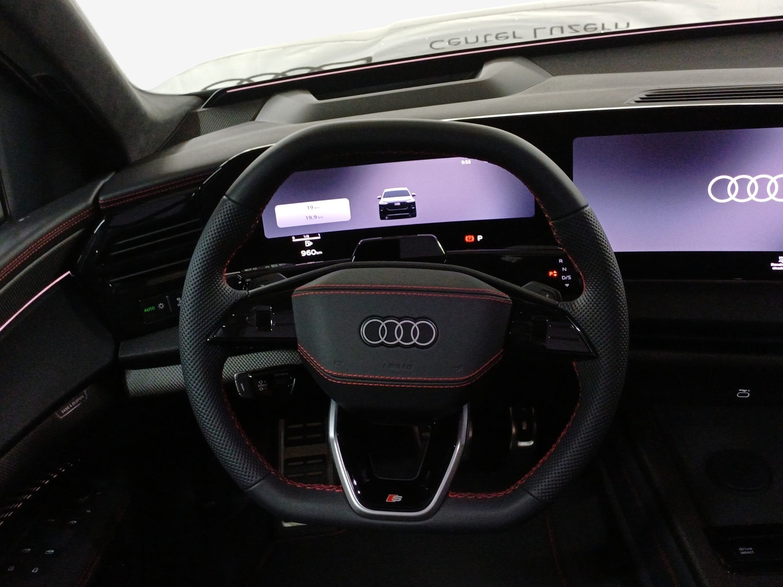 AUDI Q7 SUV TDI quattro 220 kW-image-9