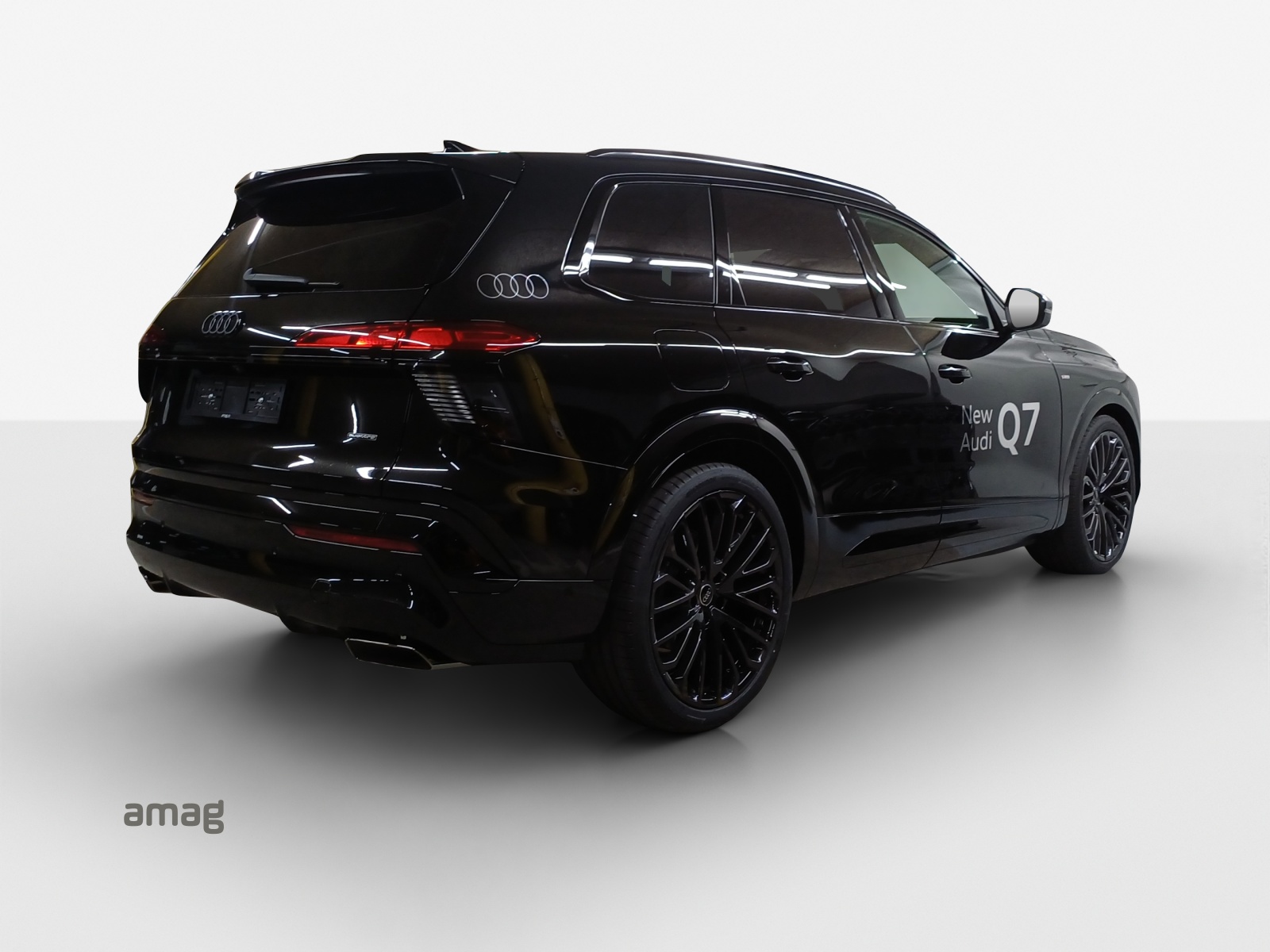 AUDI Q7 SUV TDI quattro 220 kW-image-4