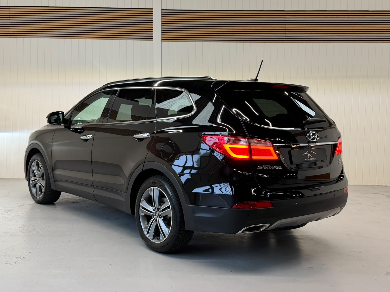 HYUNDAI Gr.SantaFe 2.2 CRDI Vertex 4WD Automatic, frisch ab MFK und Service, 7 Plätze-image-2