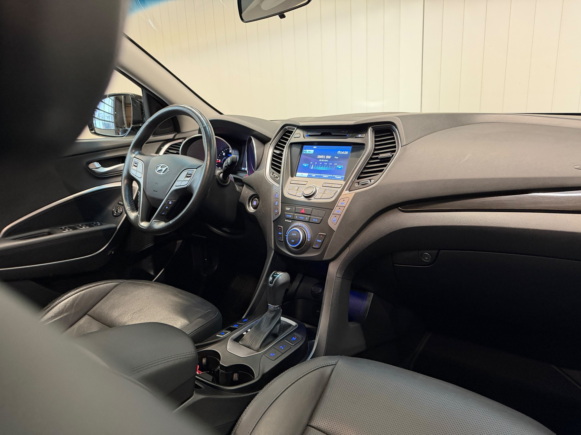 HYUNDAI Gr.SantaFe 2.2 CRDI Vertex 4WD Automatic, frisch ab MFK und Service, 7 Plätze-image-9