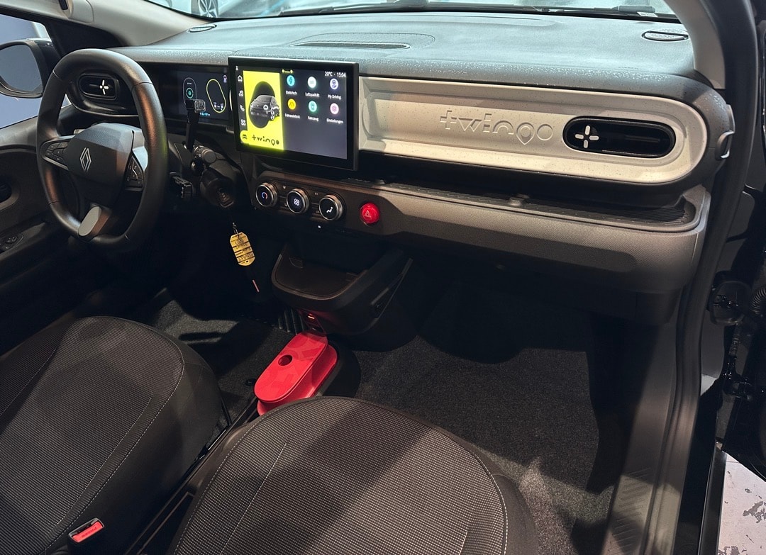 RENAULT Twingo E-Tech 27kWh Evolution-image-9