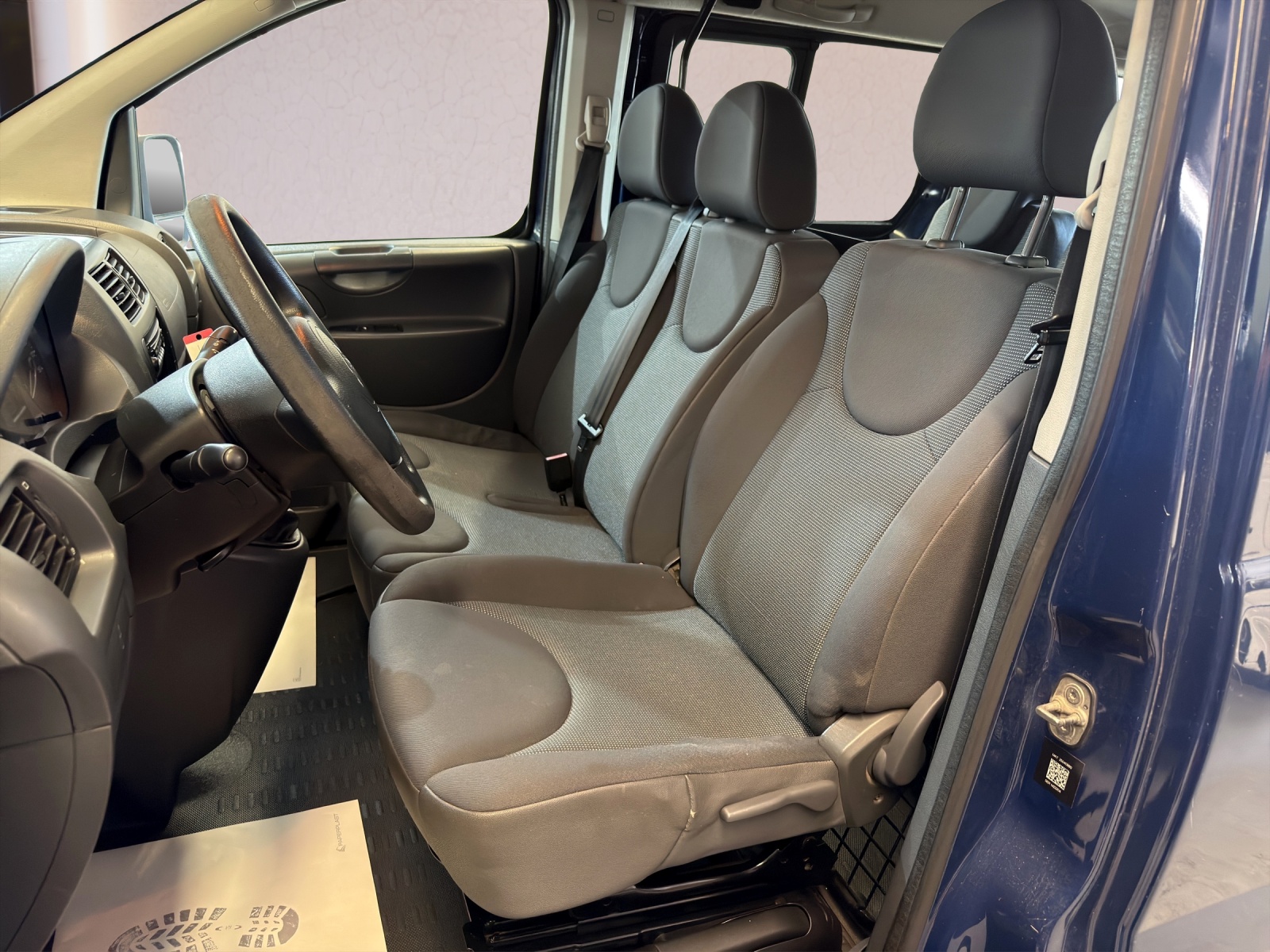 CITROEN Jumpy 2.0 HDi L2H1 Attraction-image-9