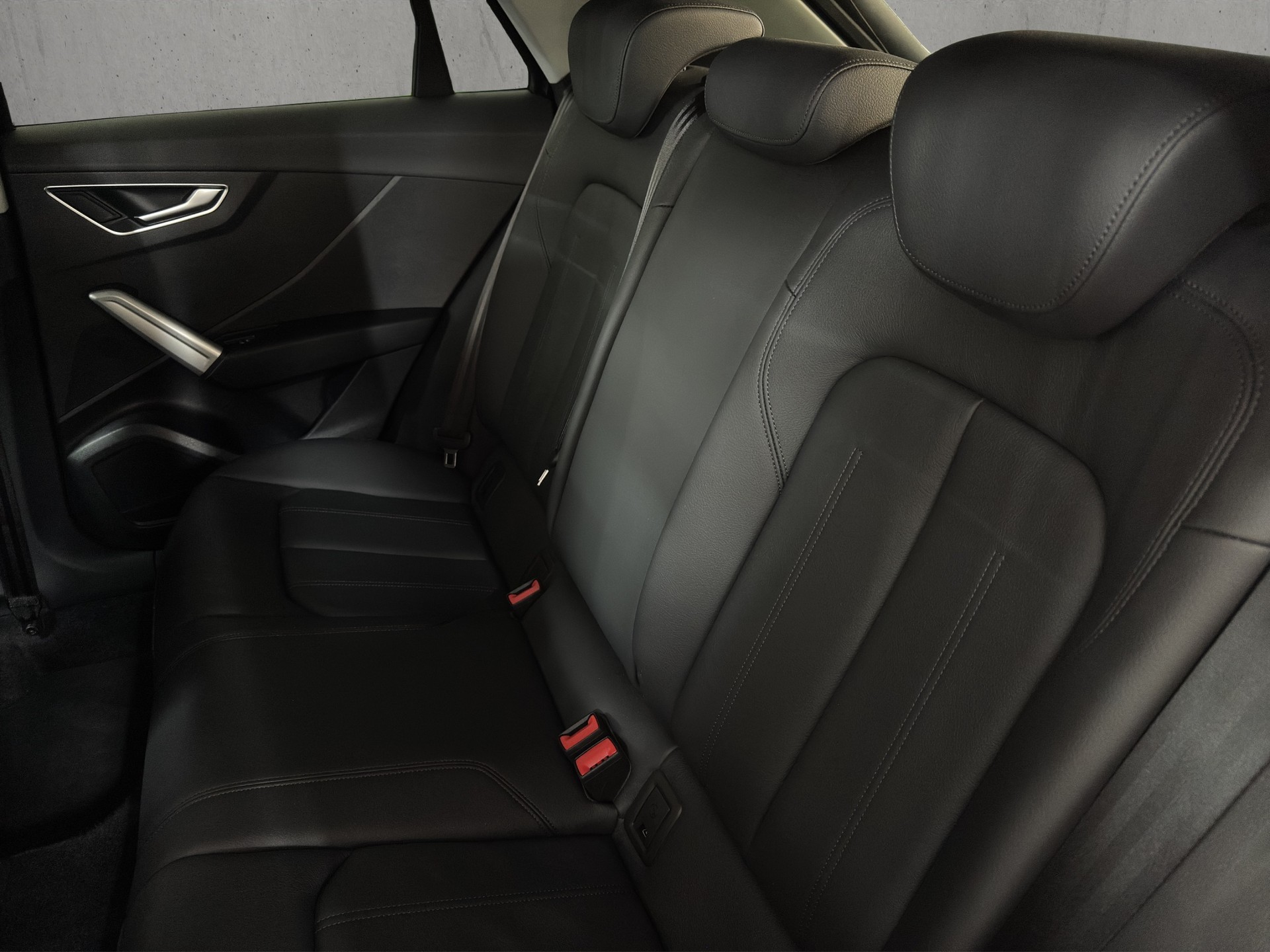 AUDI Q2 35 TFSI S line Business Edition S-tronic "Leder-Navi-Virtual Cockpit-RF.-Kamera"-image-9