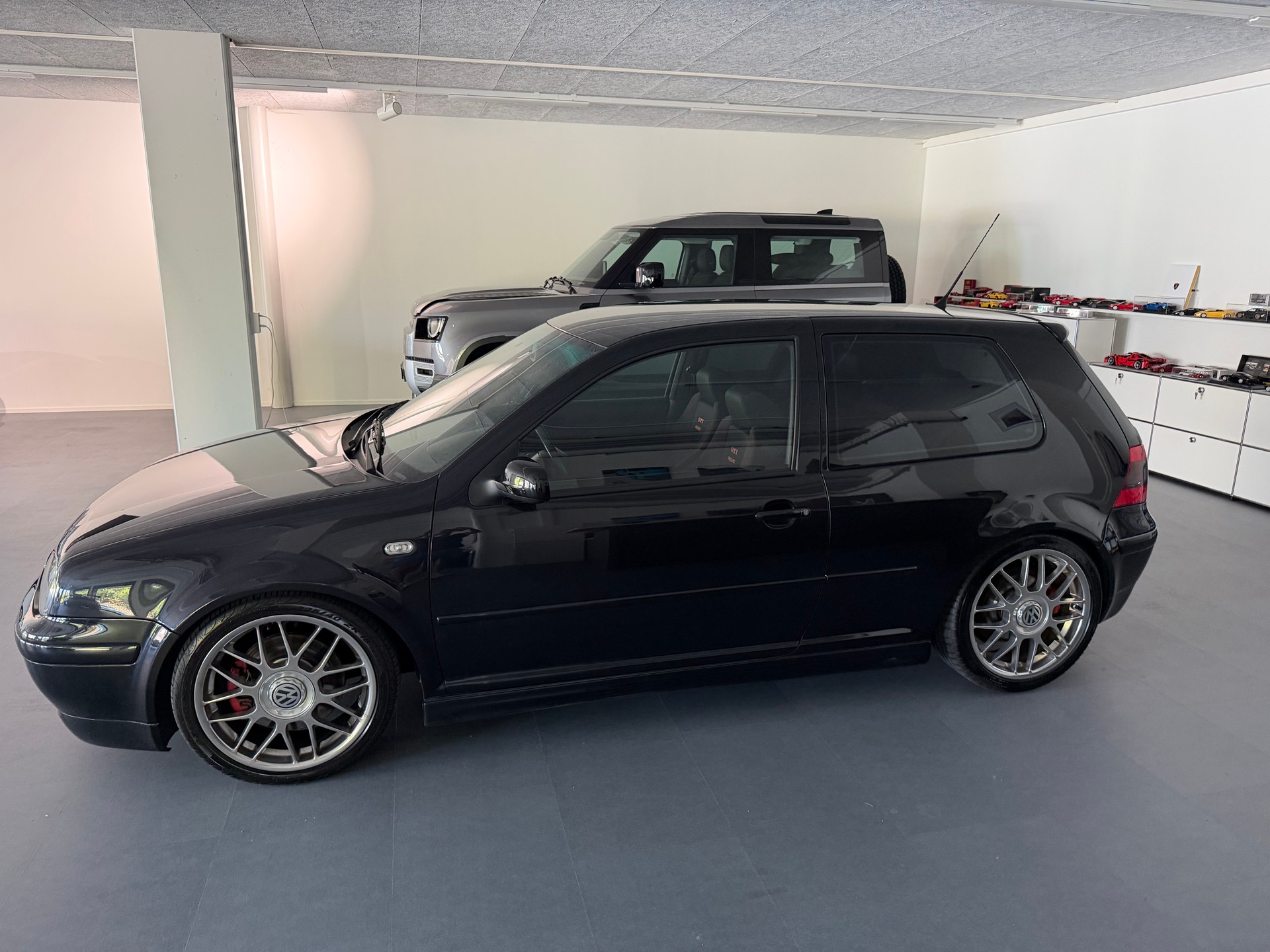 VW Golf 1.8 T GTI 25 Years-image-2
