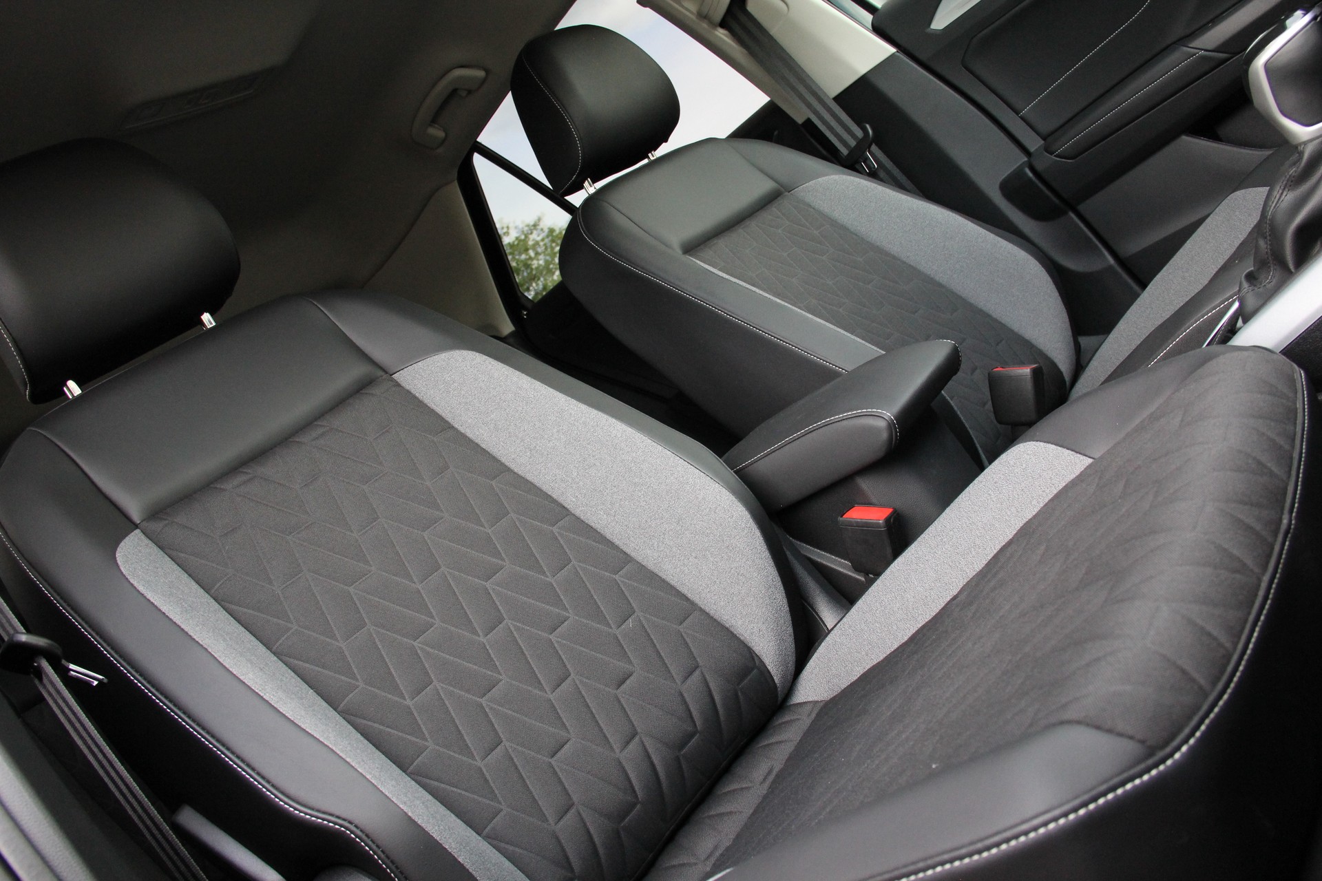 VW T-Roc 2.0 TDI SCR Goal DSG ***ANHÄNGERKUPPLUNG***-image-11