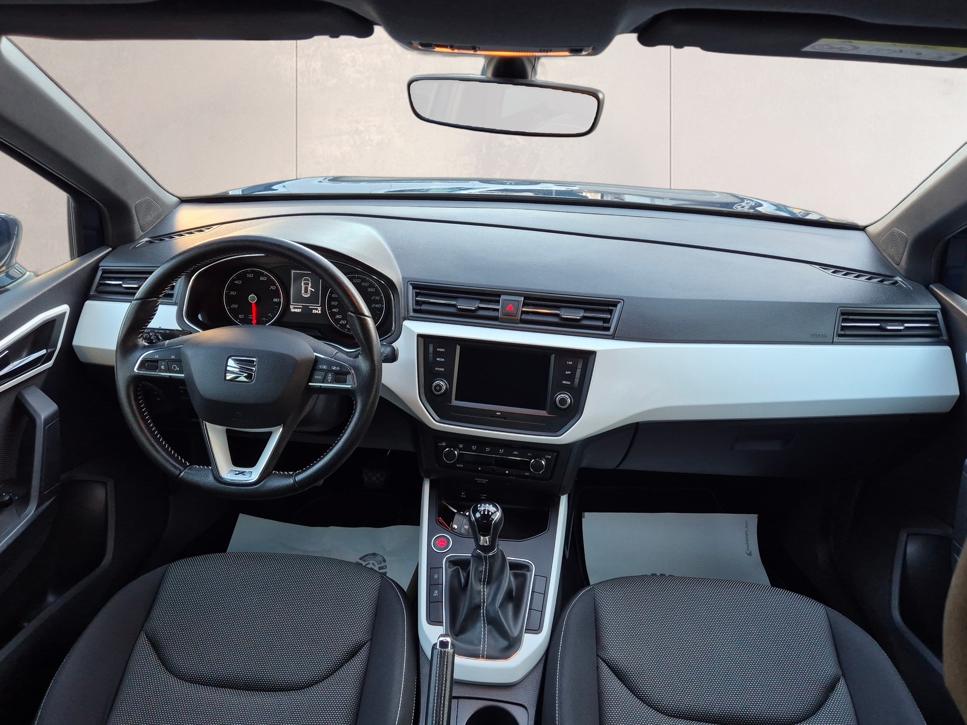 SEAT Arona 1.0 TGI CNG Reference-image-9