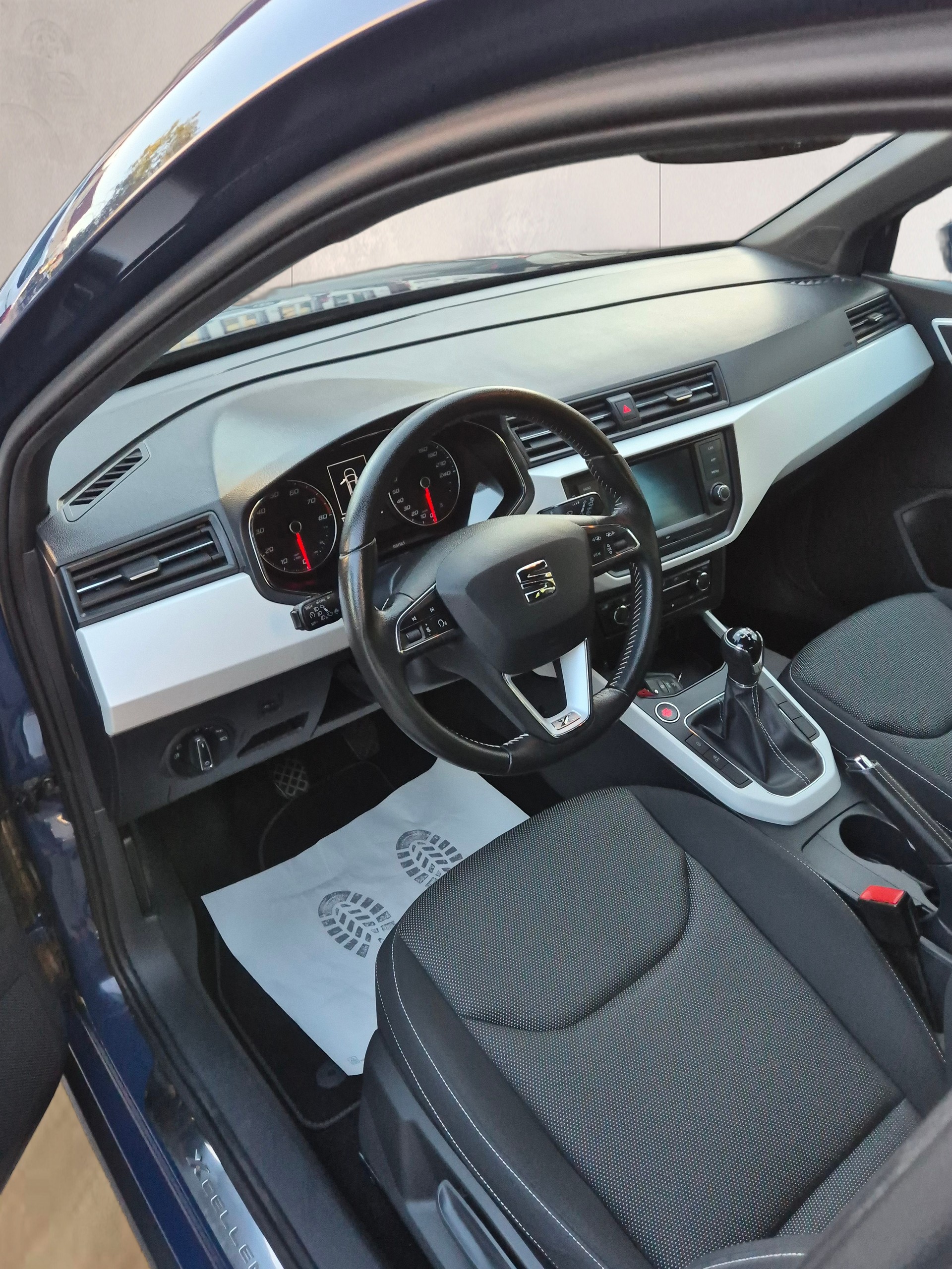 SEAT Arona 1.0 TGI CNG Reference-image-11