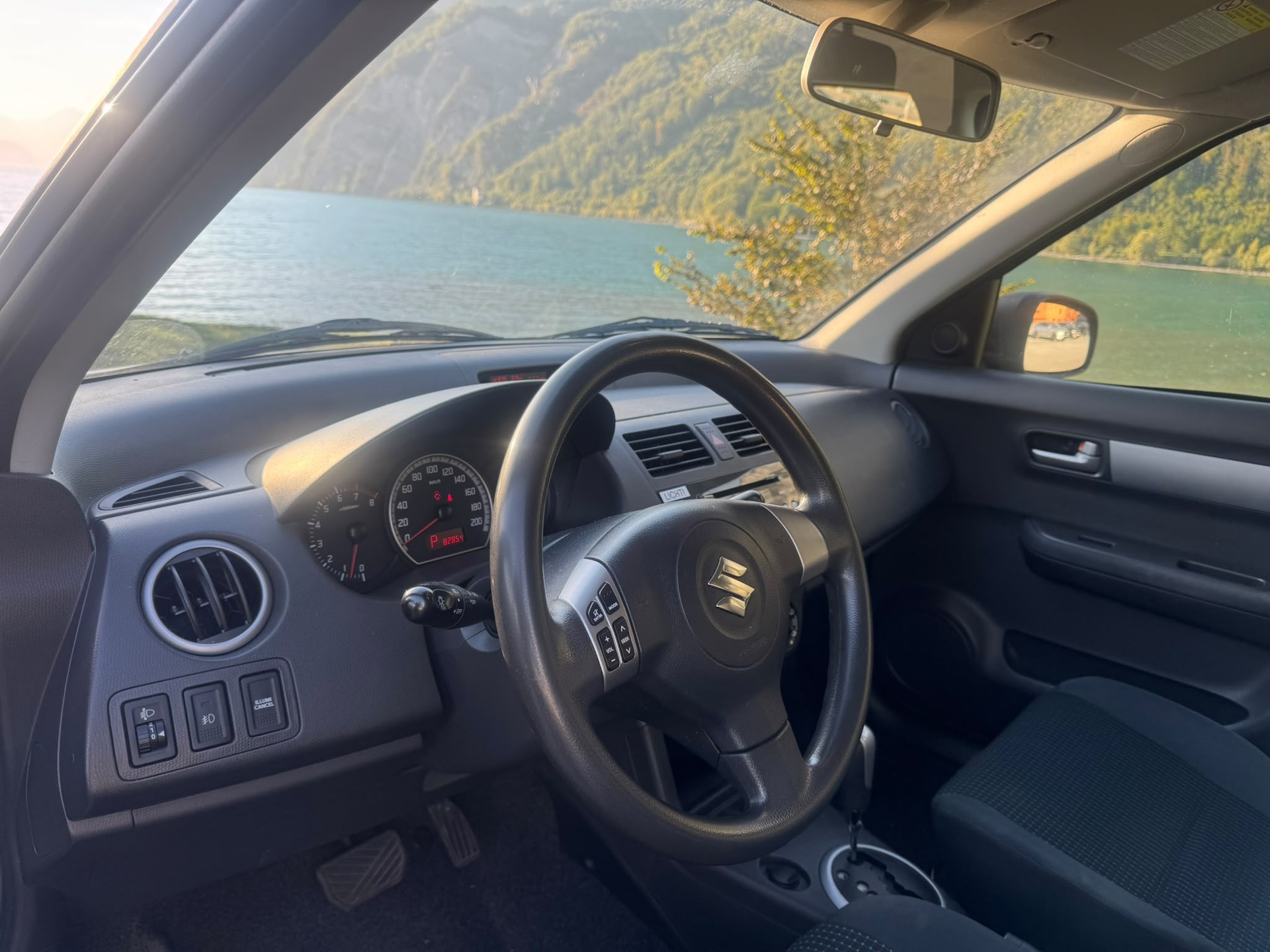 SUZUKI Swift 1.5i 16V VVT GL Top-image-20