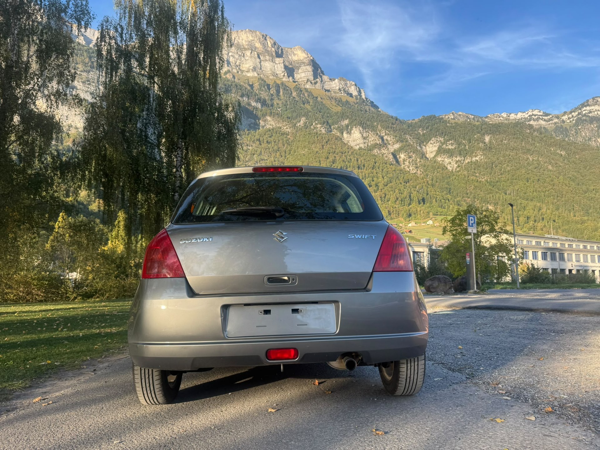 SUZUKI Swift 1.5i 16V VVT GL Top-image-12