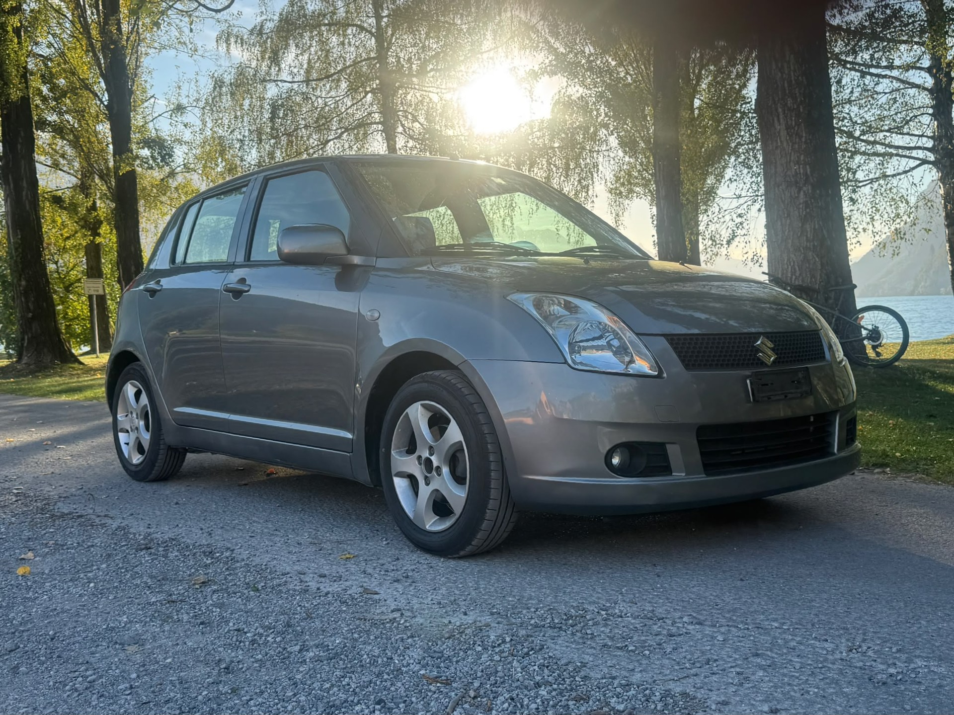 SUZUKI Swift 1.5i 16V VVT GL Top-image-2