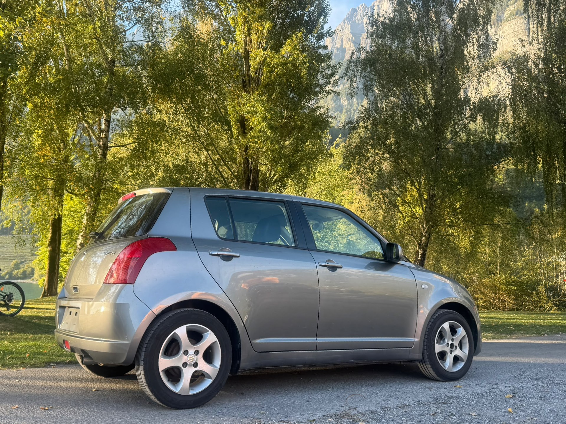 SUZUKI Swift 1.5i 16V VVT GL Top-image-6