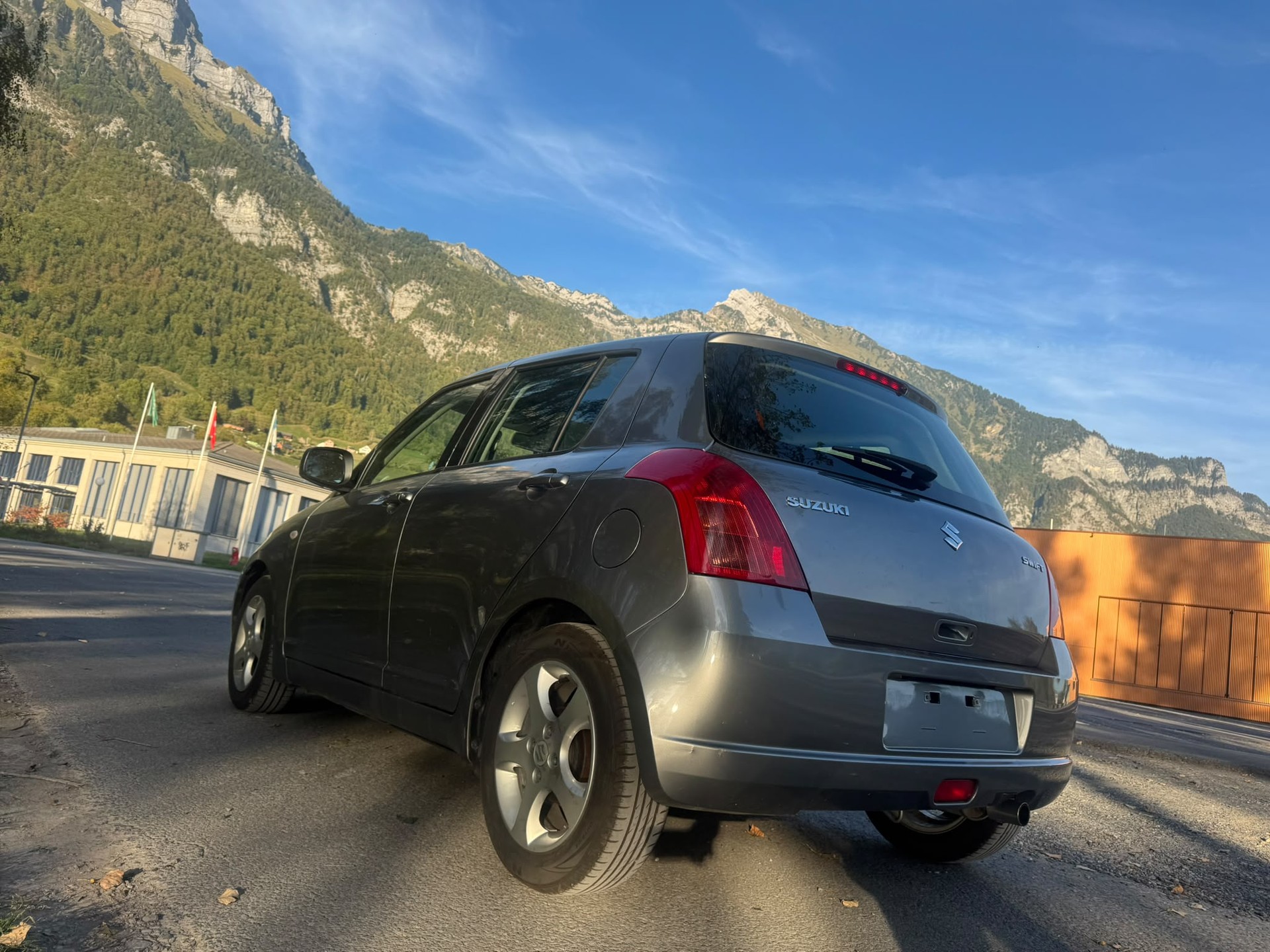 SUZUKI Swift 1.5i 16V VVT GL Top-image-8