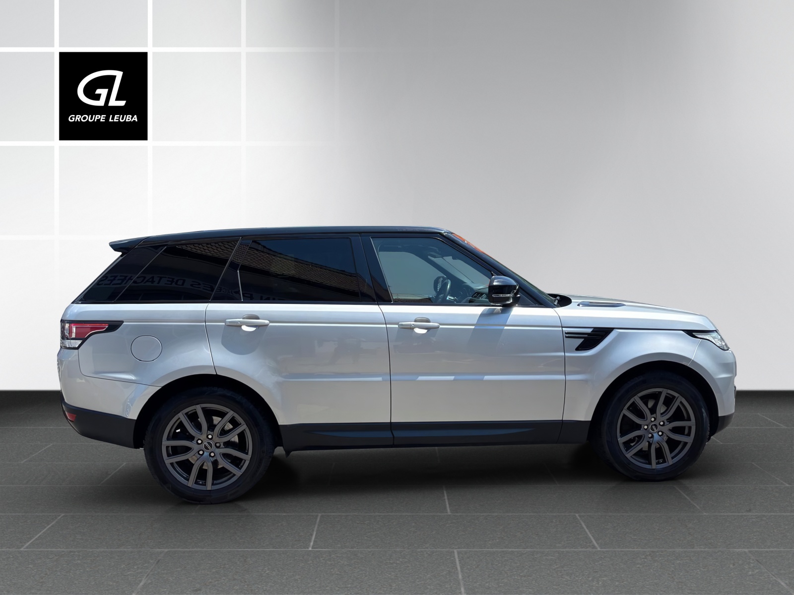 LAND ROVER RR Sport 3.0TDV6 SE-image-2