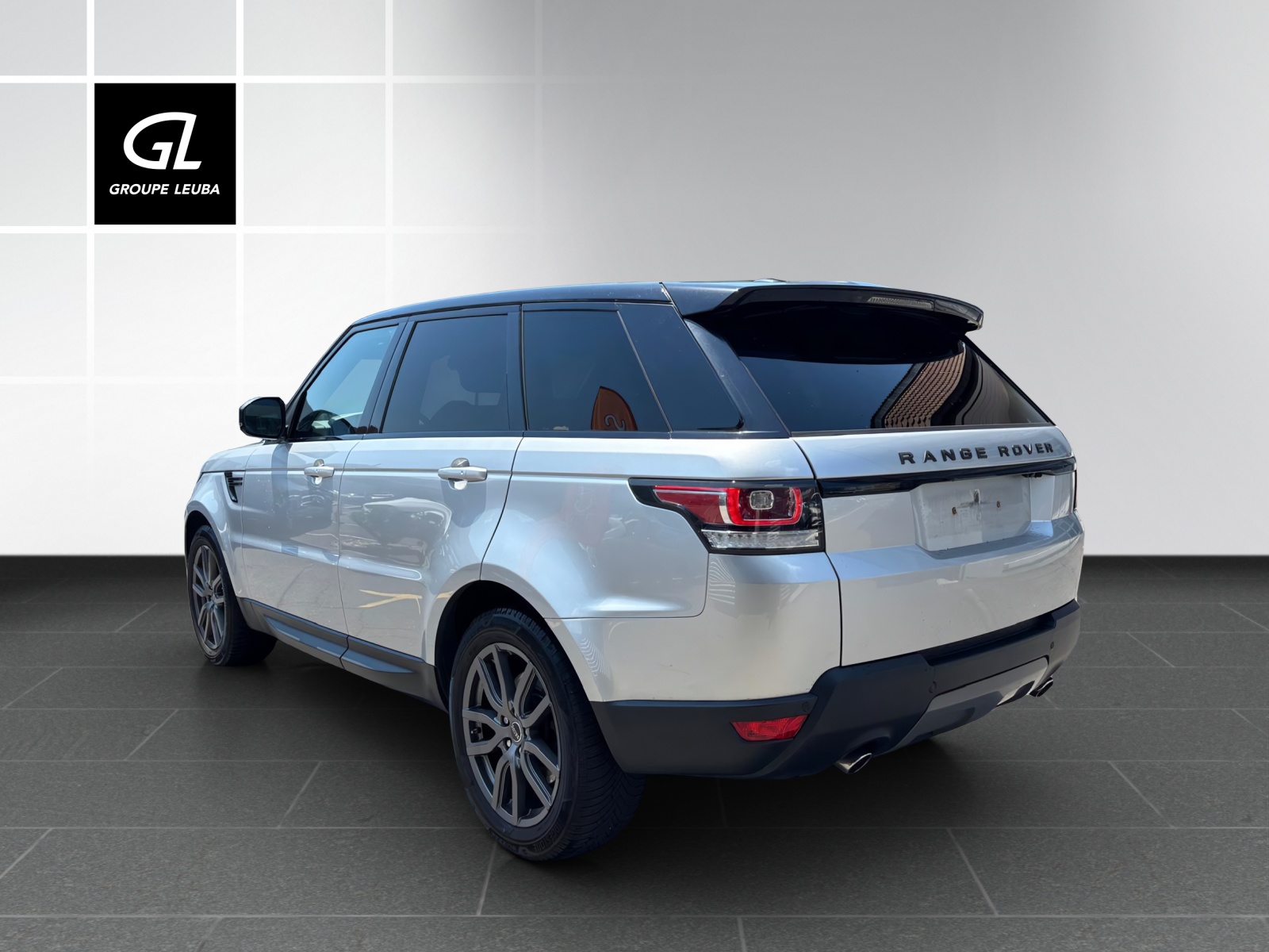 LAND ROVER RR Sport 3.0TDV6 SE-image-3