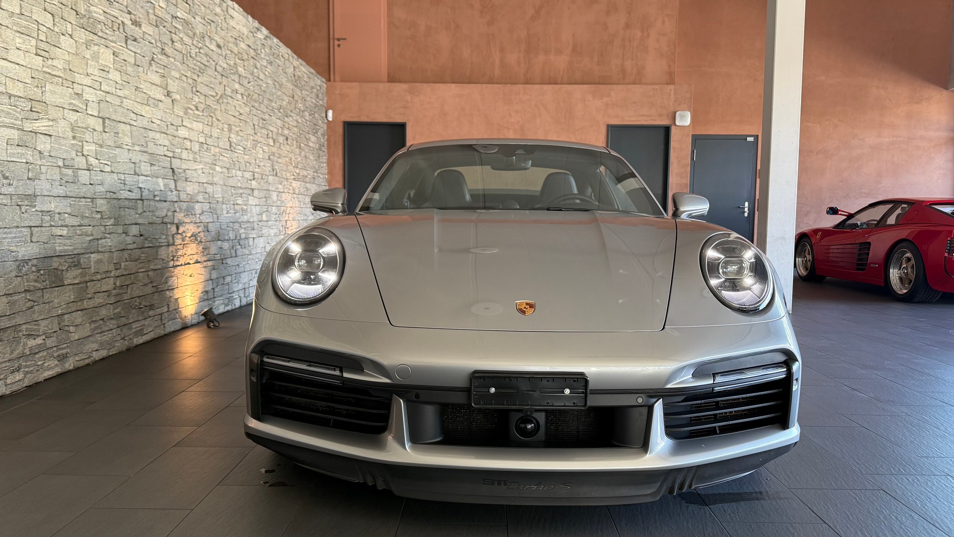 PORSCHE 911 Turbo S PDK (992.1)-image-3