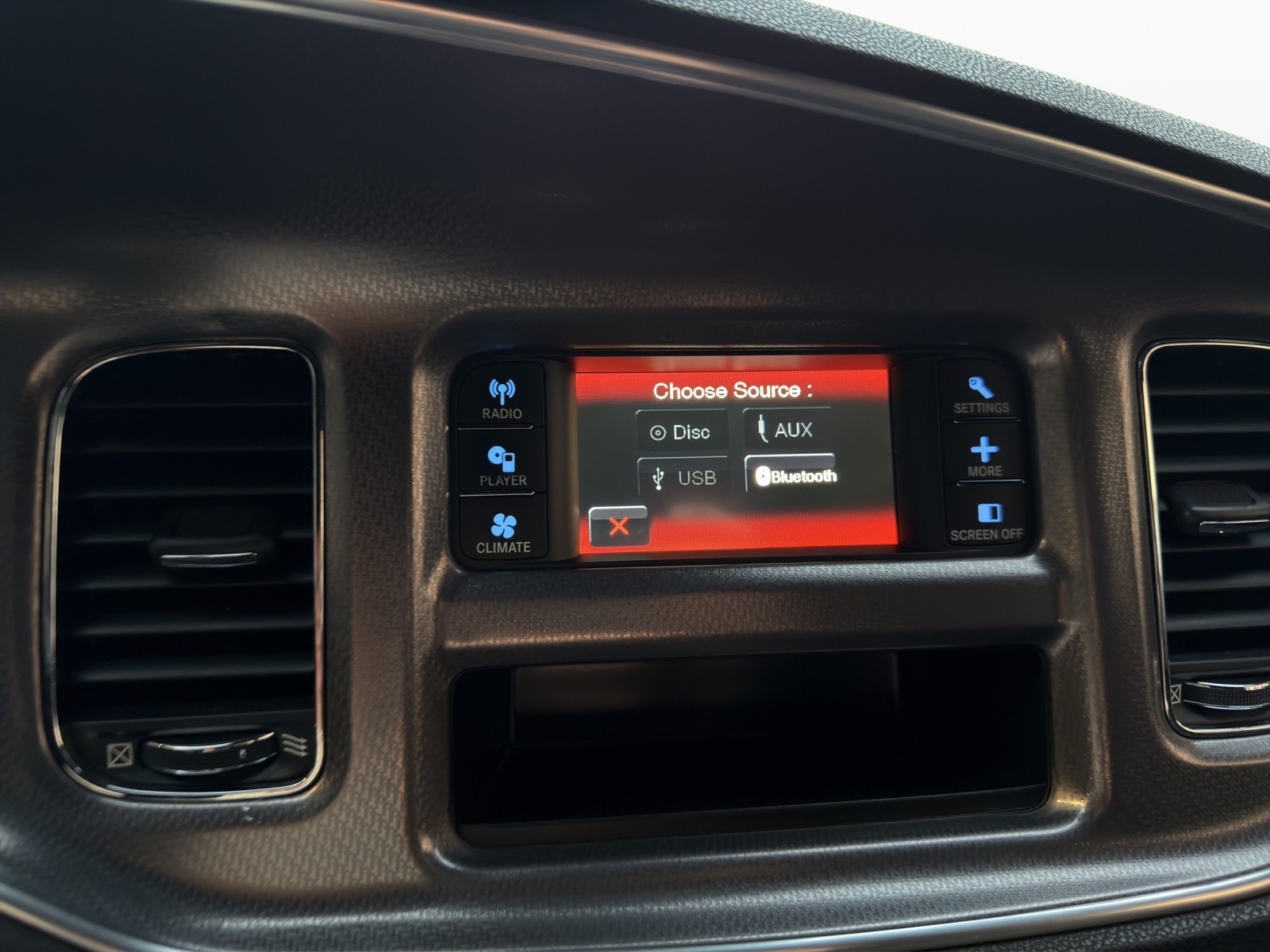 DODGE Charger-image-12