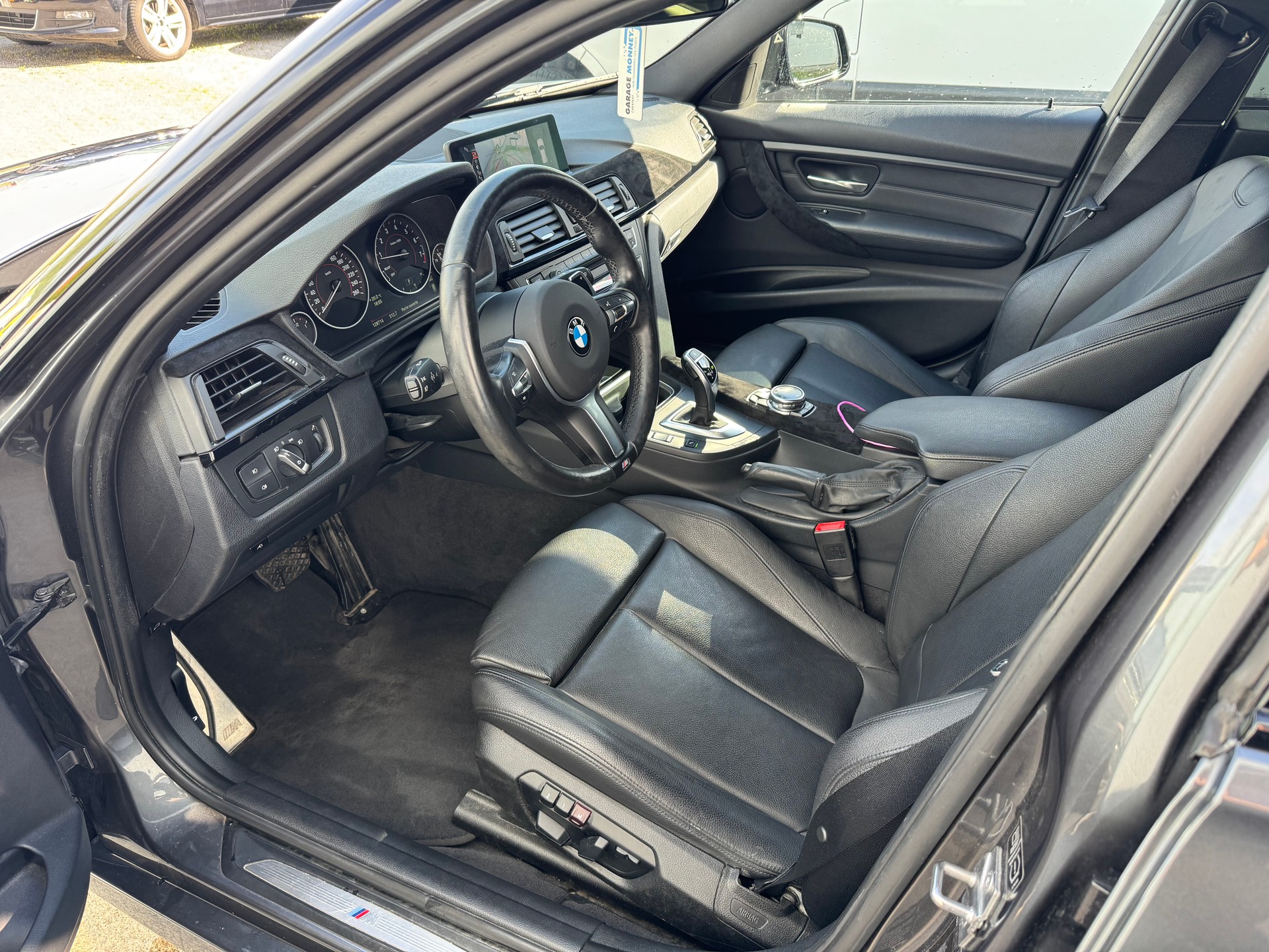 BMW 335i xDrive Touring Sport Line Steptronic-image-7