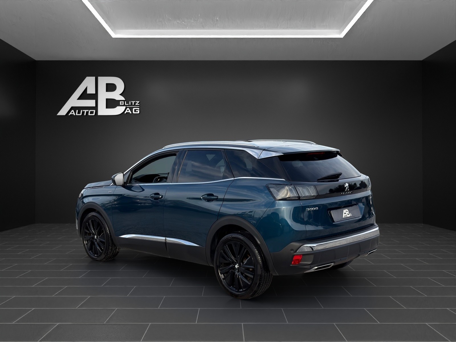 PEUGEOT 3008 1.5 BlueHDi GT Pack EAT8-image-2