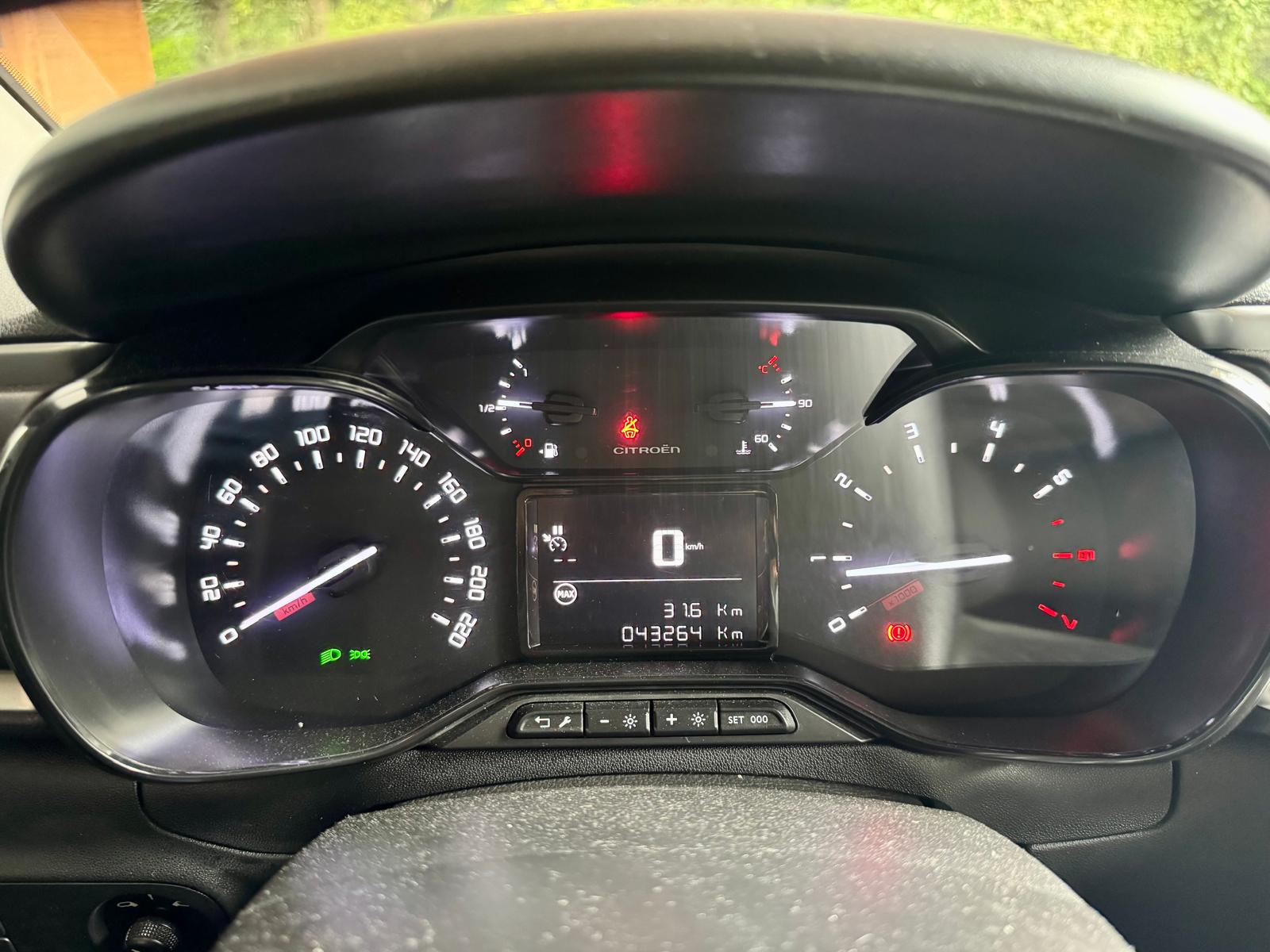 CITROEN C3 1.2i PureTech Feel-image-10