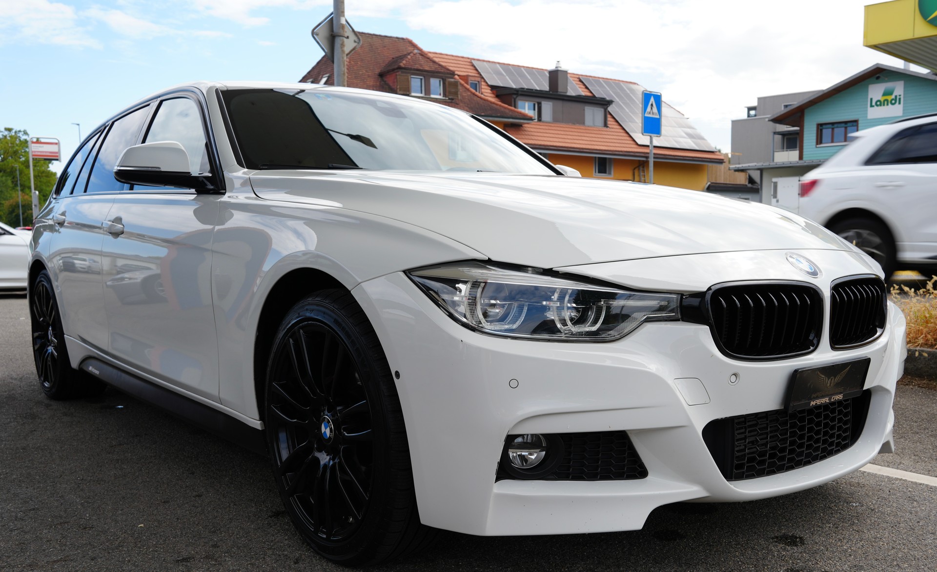 BMW 320d xDrive Touring M Sport Line Steptronic-image-5