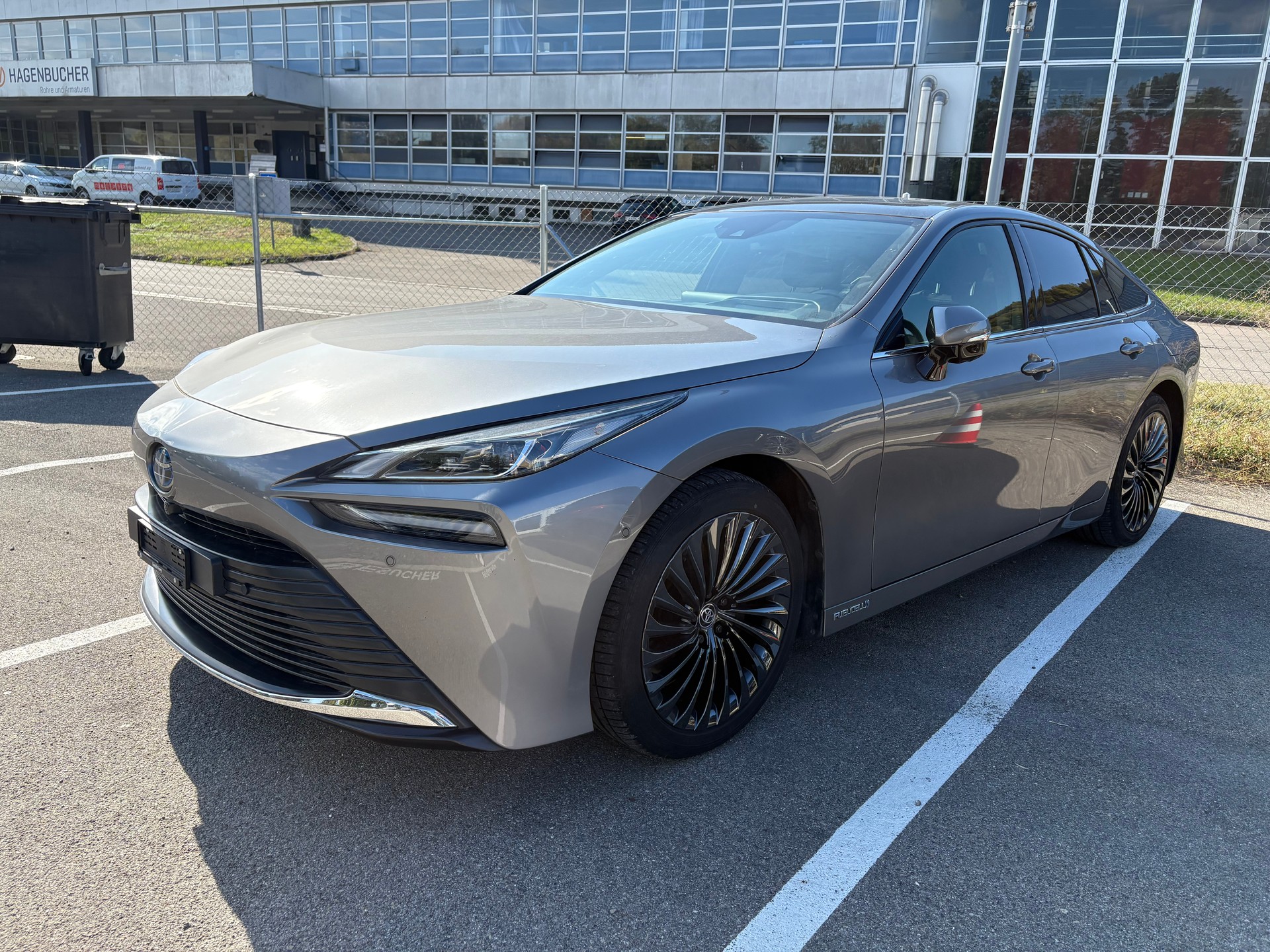 TOYOTA Mirai Fuel cell Platinum-image-2