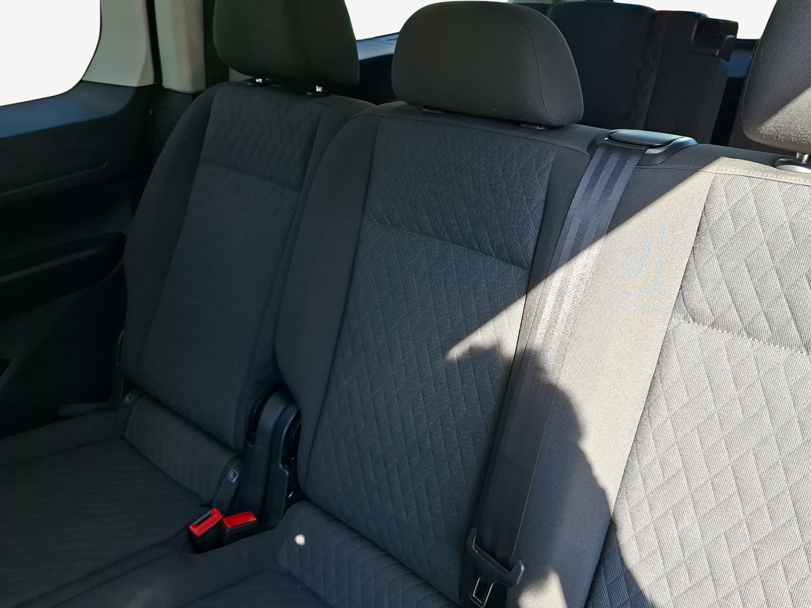 VW Caddy Maxi 1.5 TSI Plug in Hybrid Life DSG-image-11