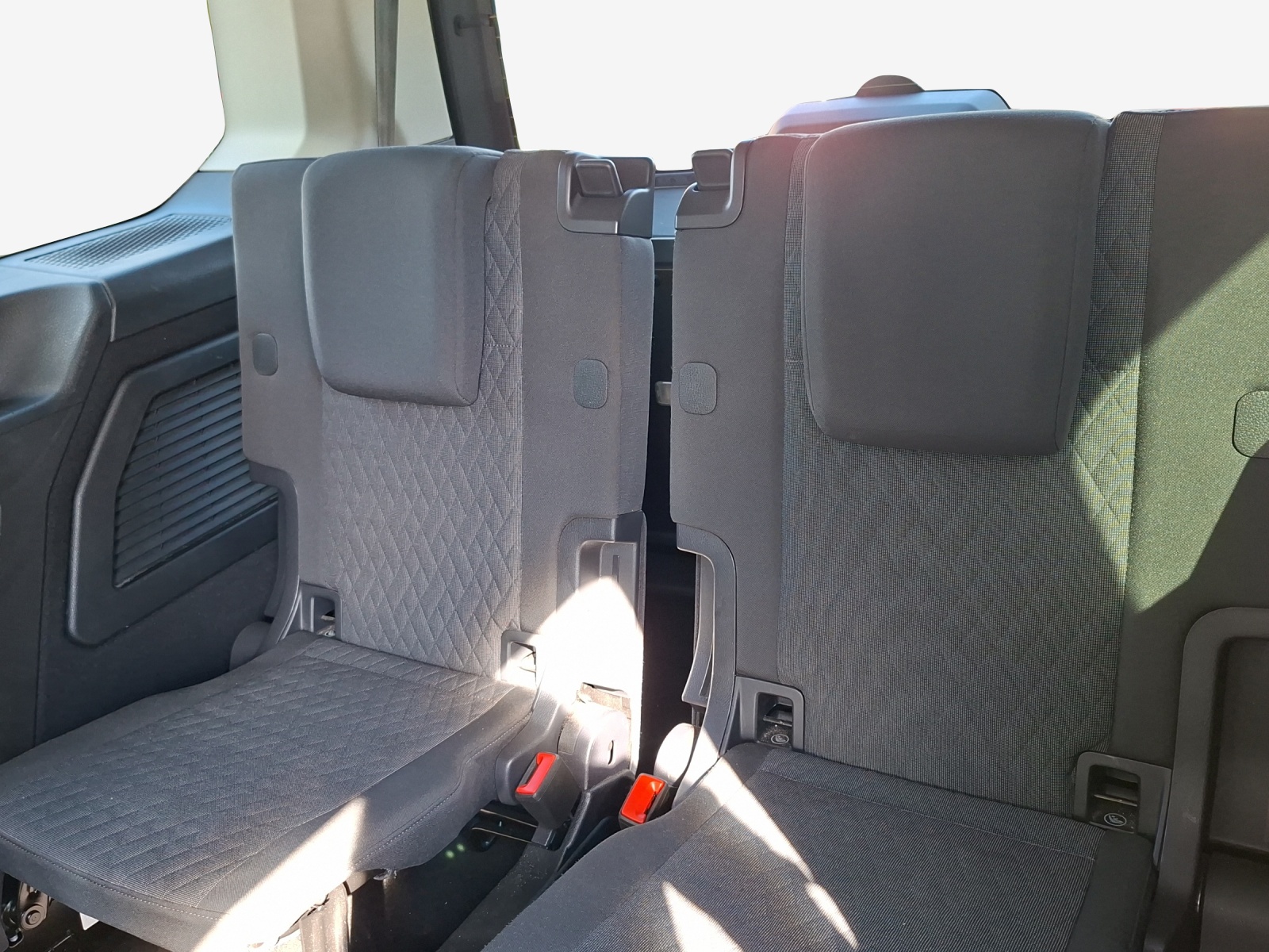 VW Caddy Maxi 1.5 TSI Plug in Hybrid Life DSG-image-14
