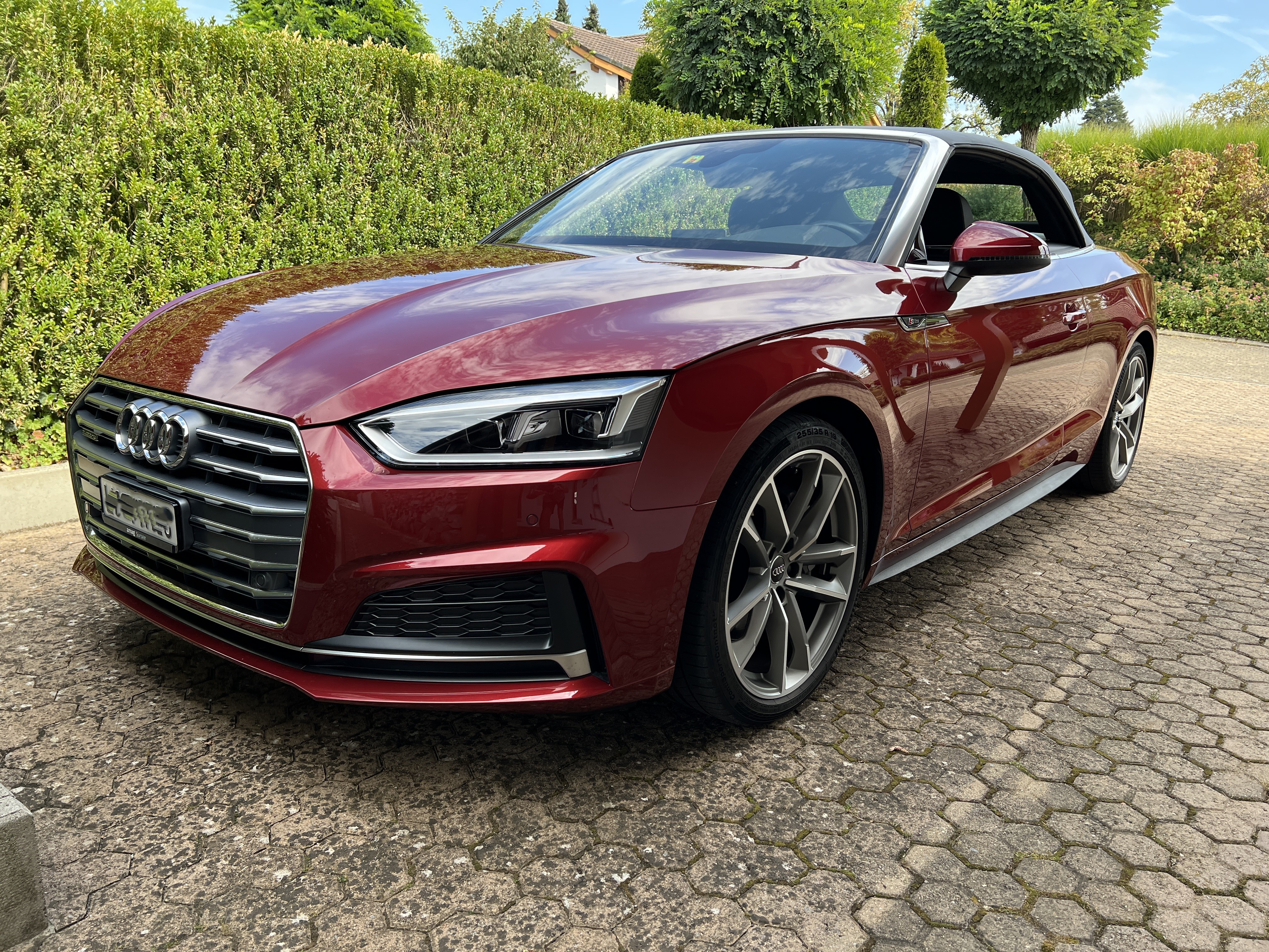 Car photo