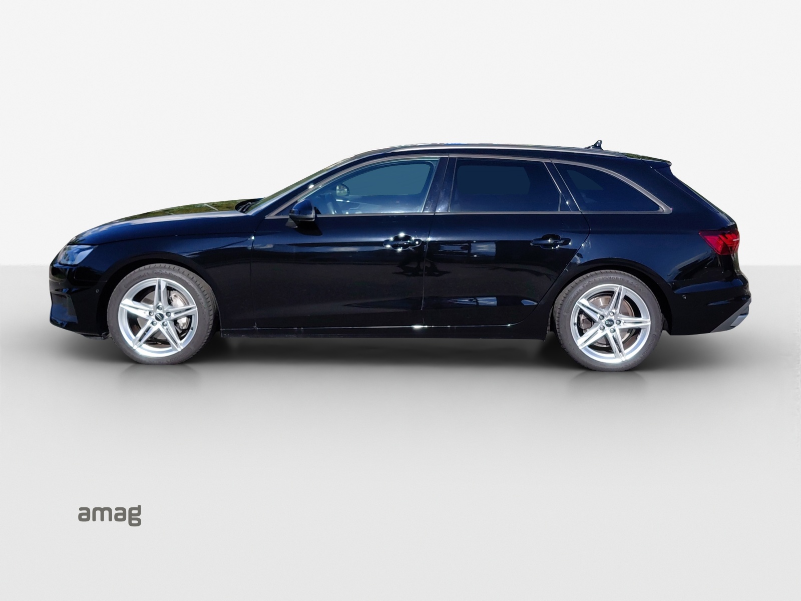 AUDI A4 Avant 40 TDI Attraction quattro S-tronic-image-1