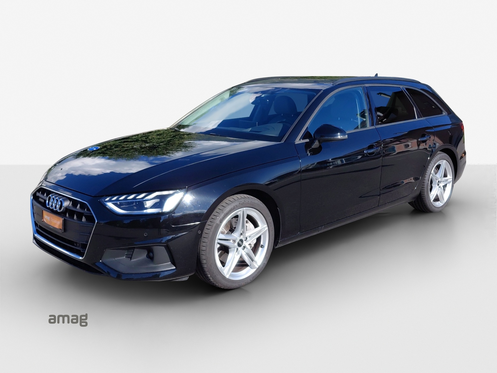 AUDI A4 Avant 40 TDI Attraction quattro S-tronic-image-0