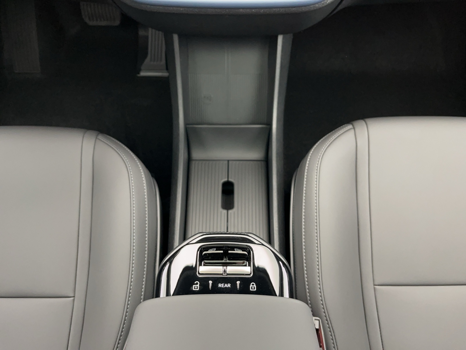 VOLVO EX30 E60 Twin Ultra Performance AWD .-image-15