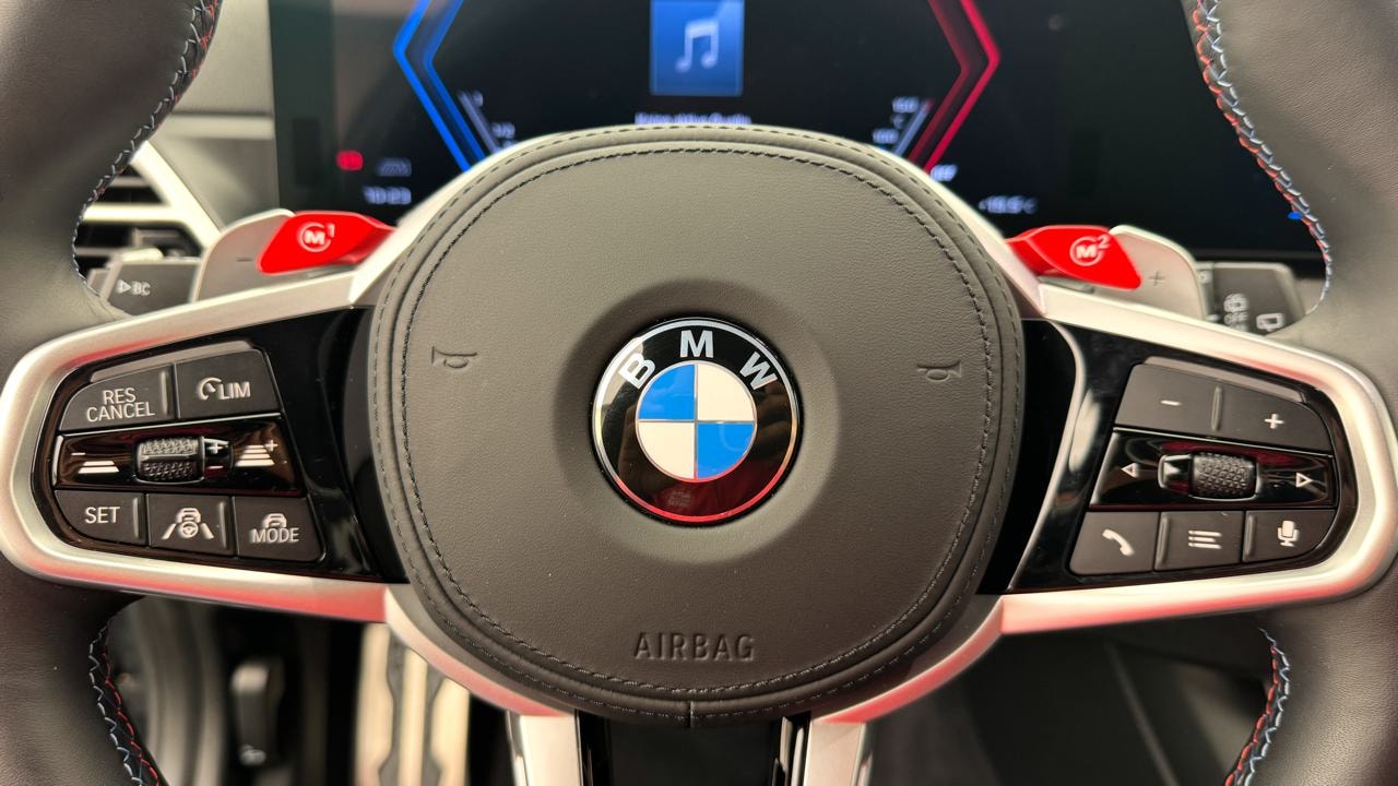 BMW M3 Touring xDrive Competition M-image-9