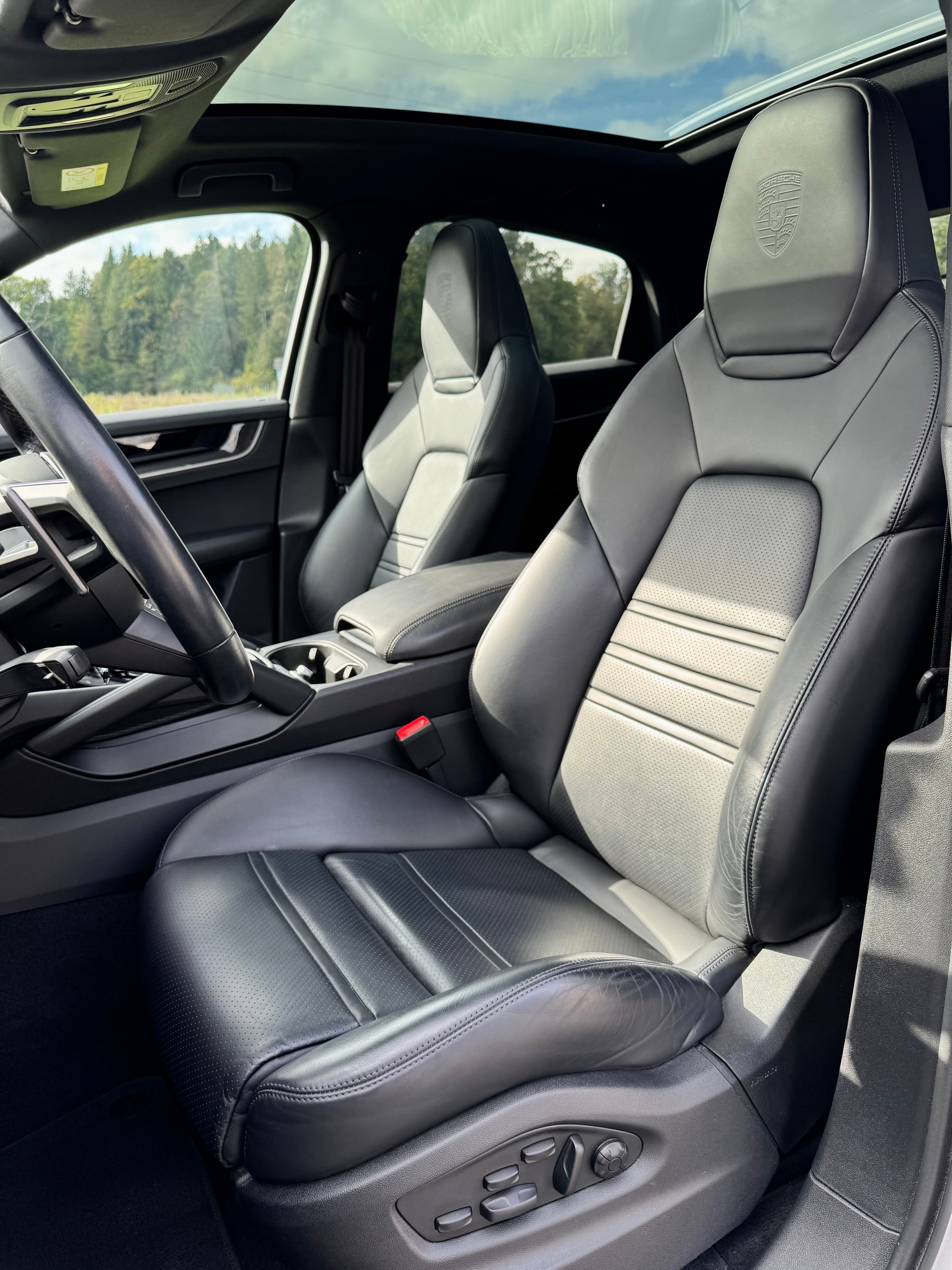 PORSCHE Cayenne Coupé Tiptronic (MJ 2024) / APPROVED bis 09.2028-image-11