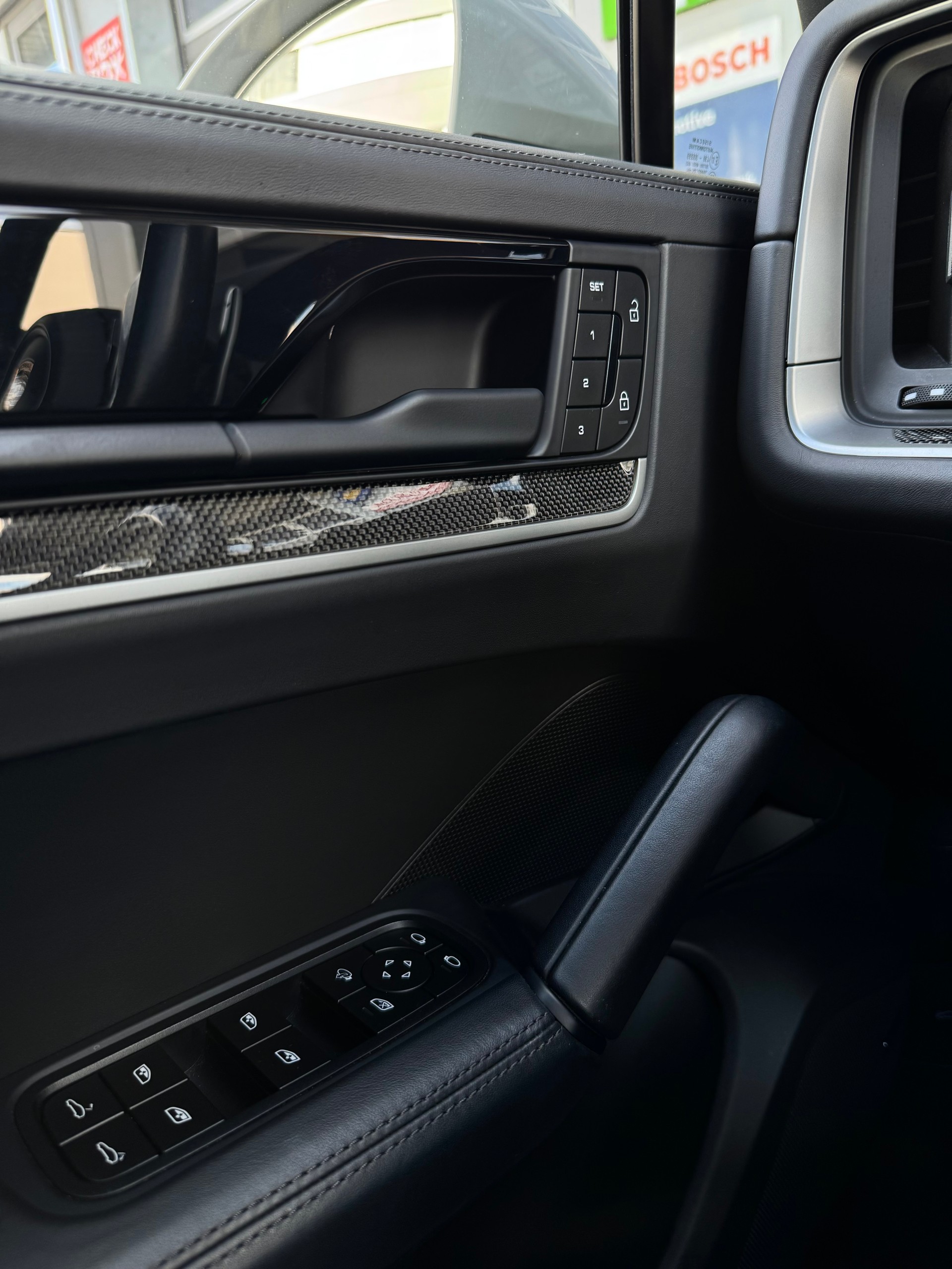 PORSCHE Cayenne Coupé Tiptronic (MJ 2024) / APPROVED bis 09.2028-image-22