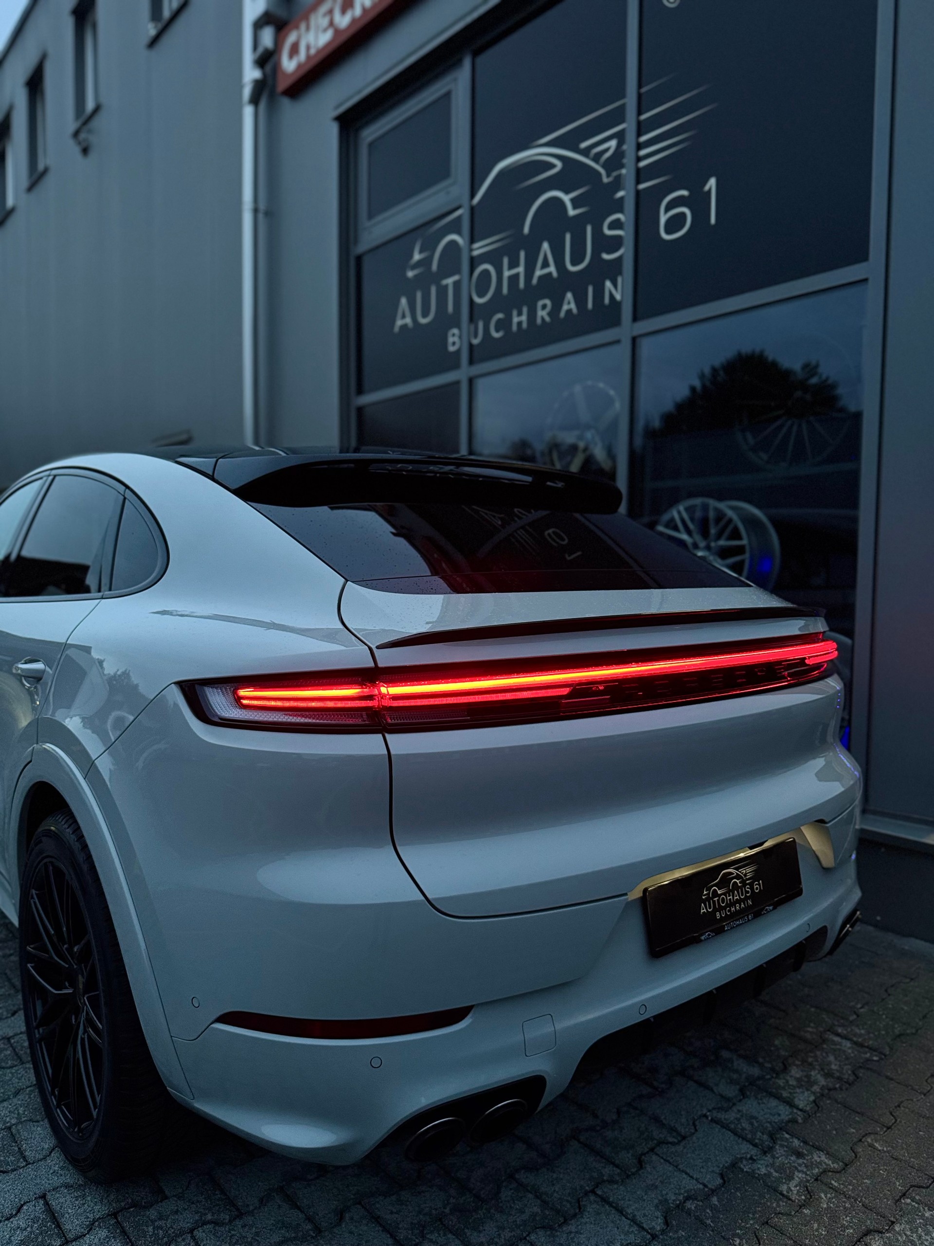 PORSCHE Cayenne Coupé Tiptronic (MJ 2024) / APPROVED bis 09.2028-image-30