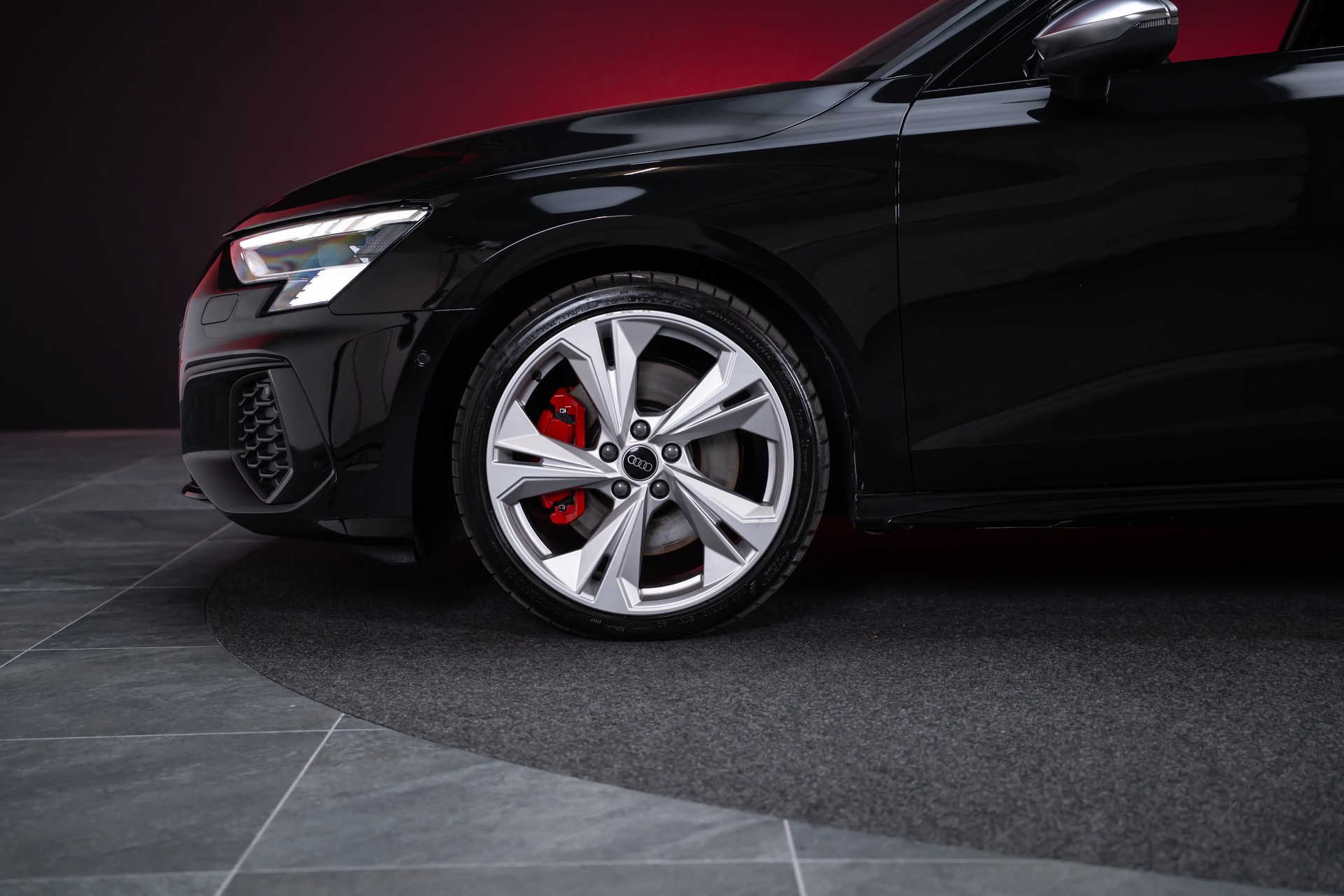 AUDI S3 Limousine 2.0 TFSI quattro S-Tronic / Sportsitze / Tempomat / Sitzheizung-image-32