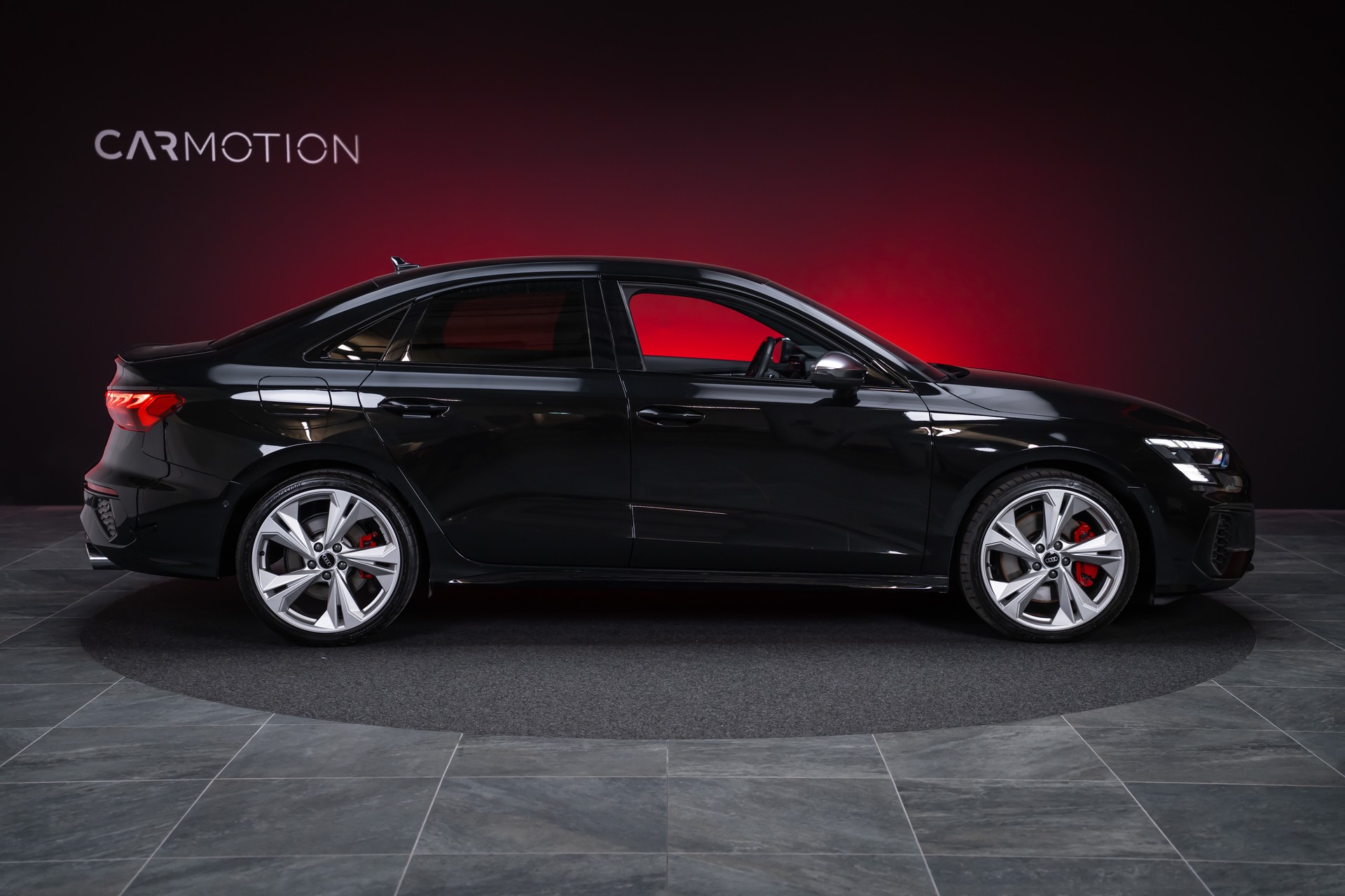 AUDI S3 Limousine 2.0 TFSI quattro S-Tronic / Sportsitze / Tempomat / Sitzheizung-image-3