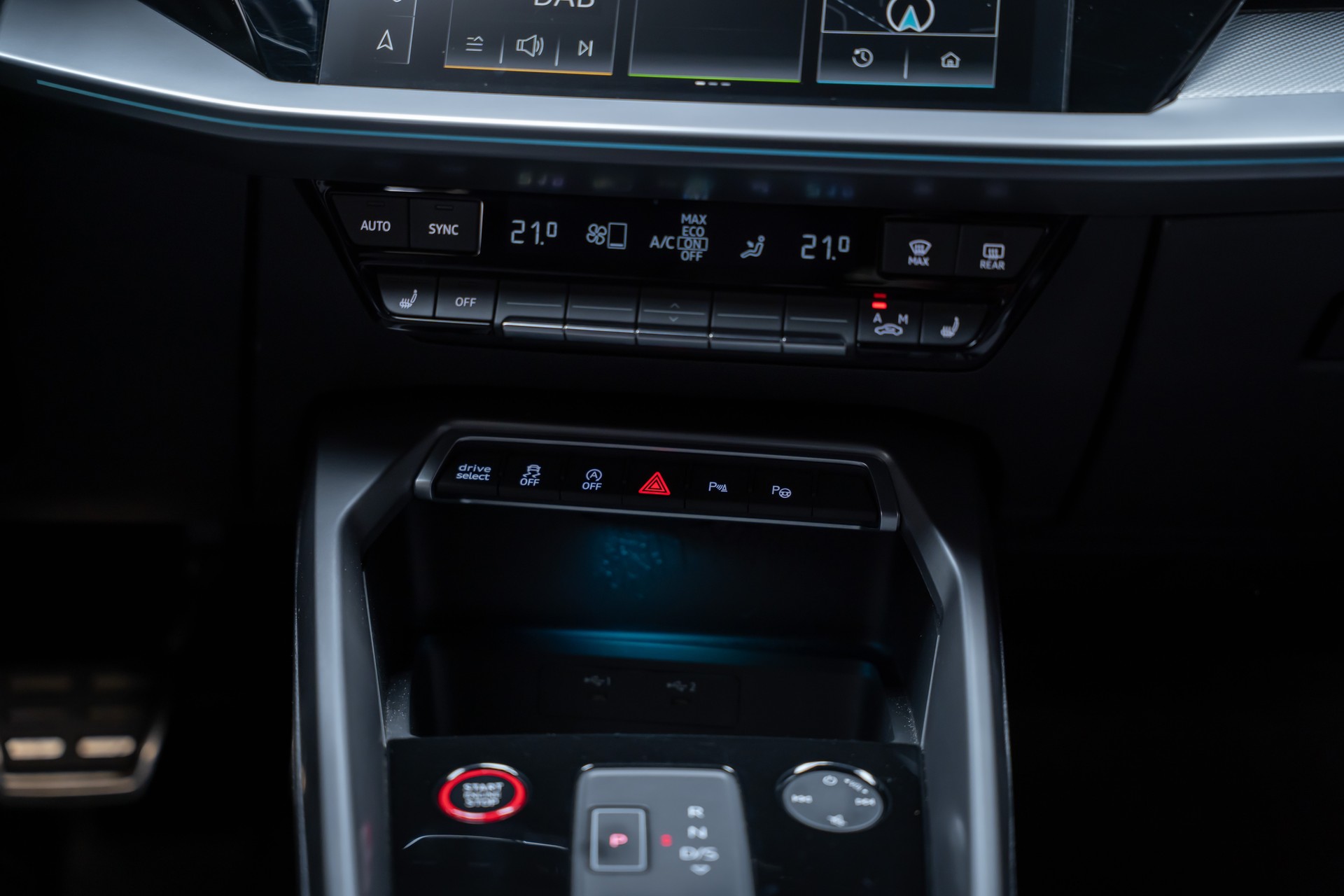AUDI S3 Limousine 2.0 TFSI quattro S-Tronic / Sportsitze / Tempomat / Sitzheizung-image-30