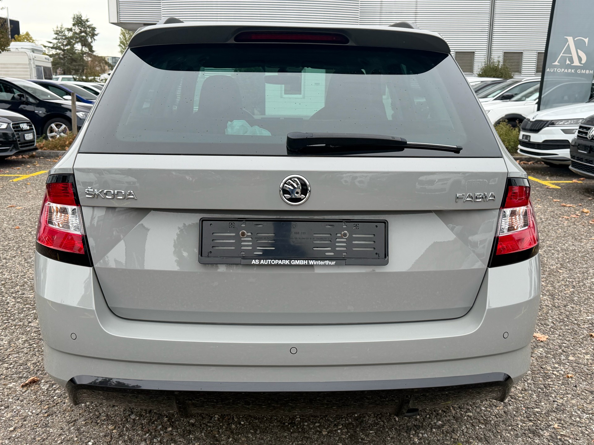 SKODA Fabia 1.0 TSI Monte Carlo-image-5