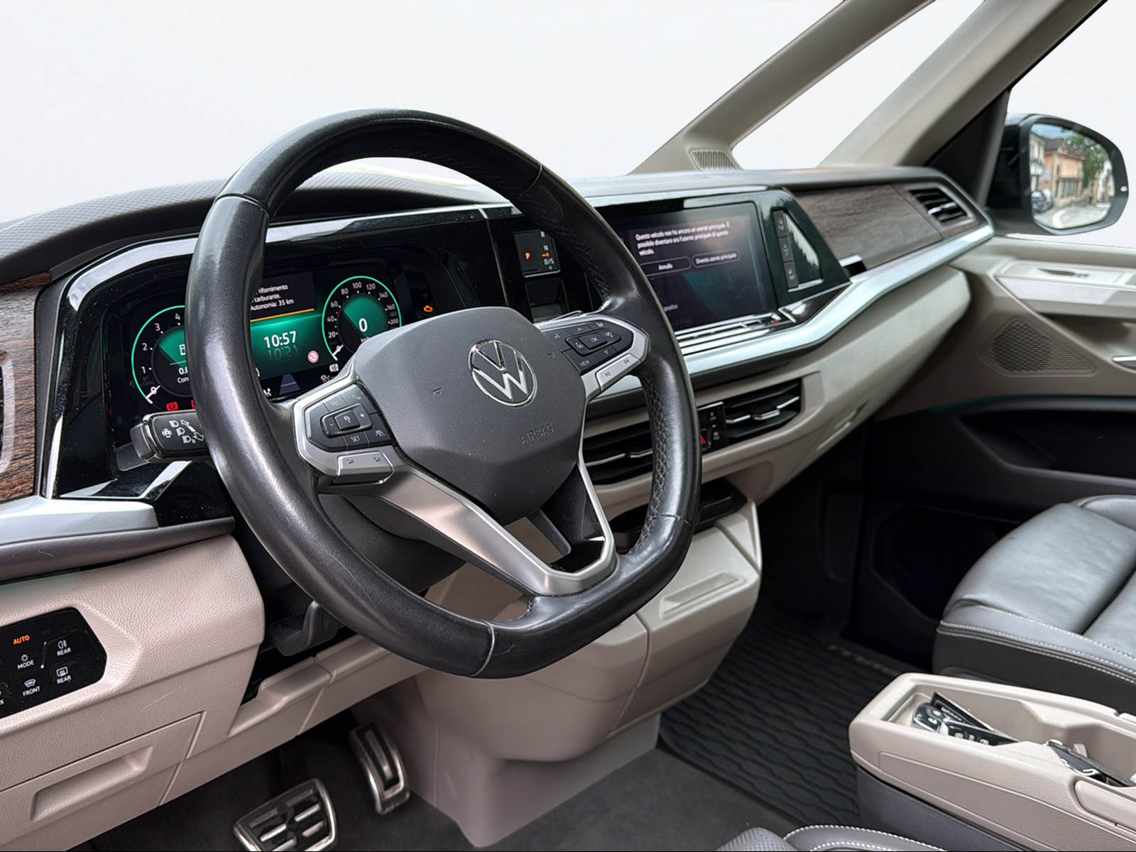 VW Multivan 2.0 TSI Style Liberty DSG-image-10