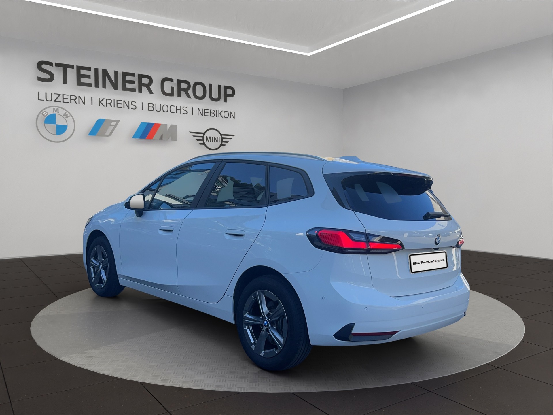 BMW 223d Active Tourer xDrive DKG-image-6