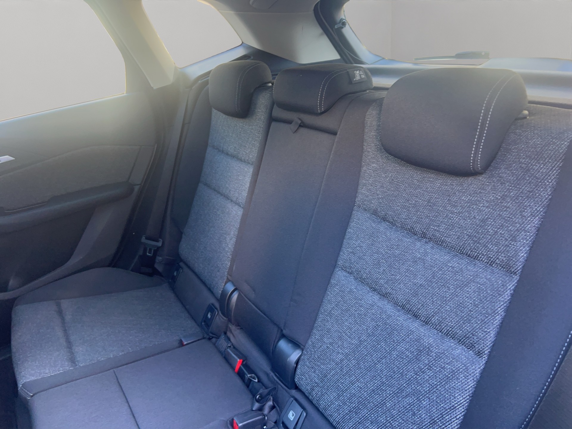 BMW 223d Active Tourer xDrive DKG-image-18