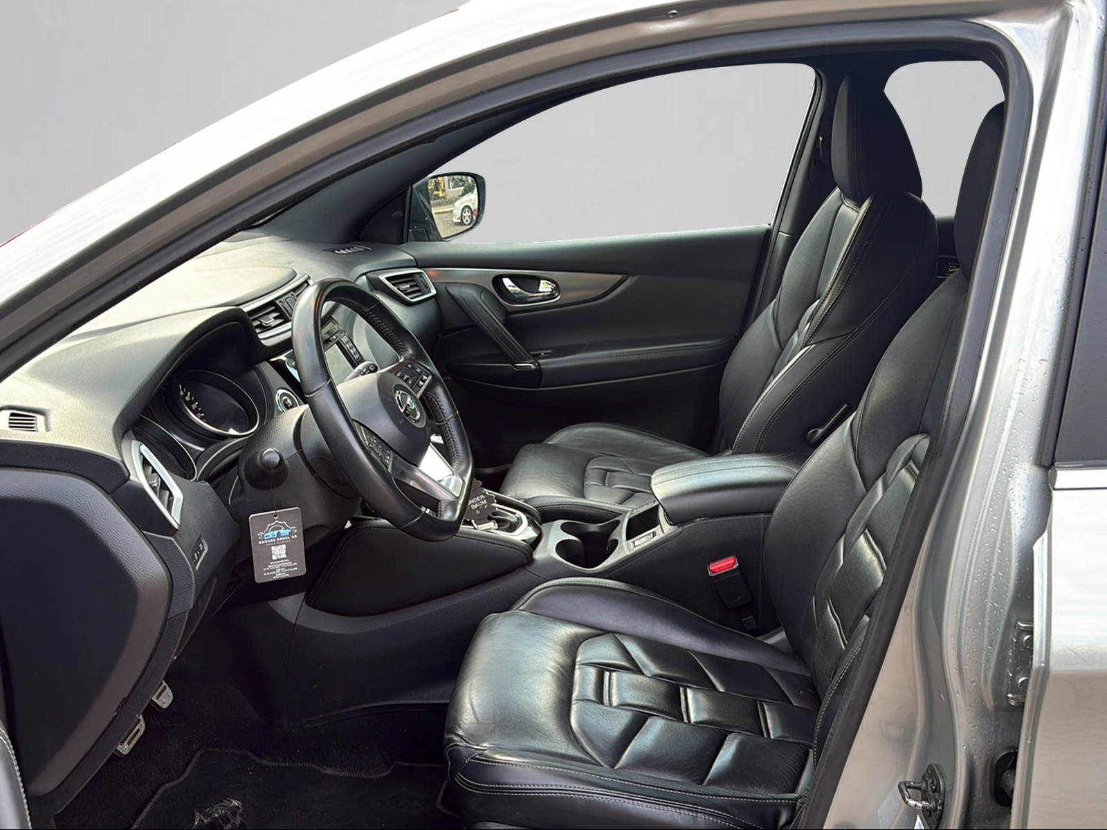 NISSAN Qashqai 1.2 DIG-T acenta Xtronic CVT-image-4