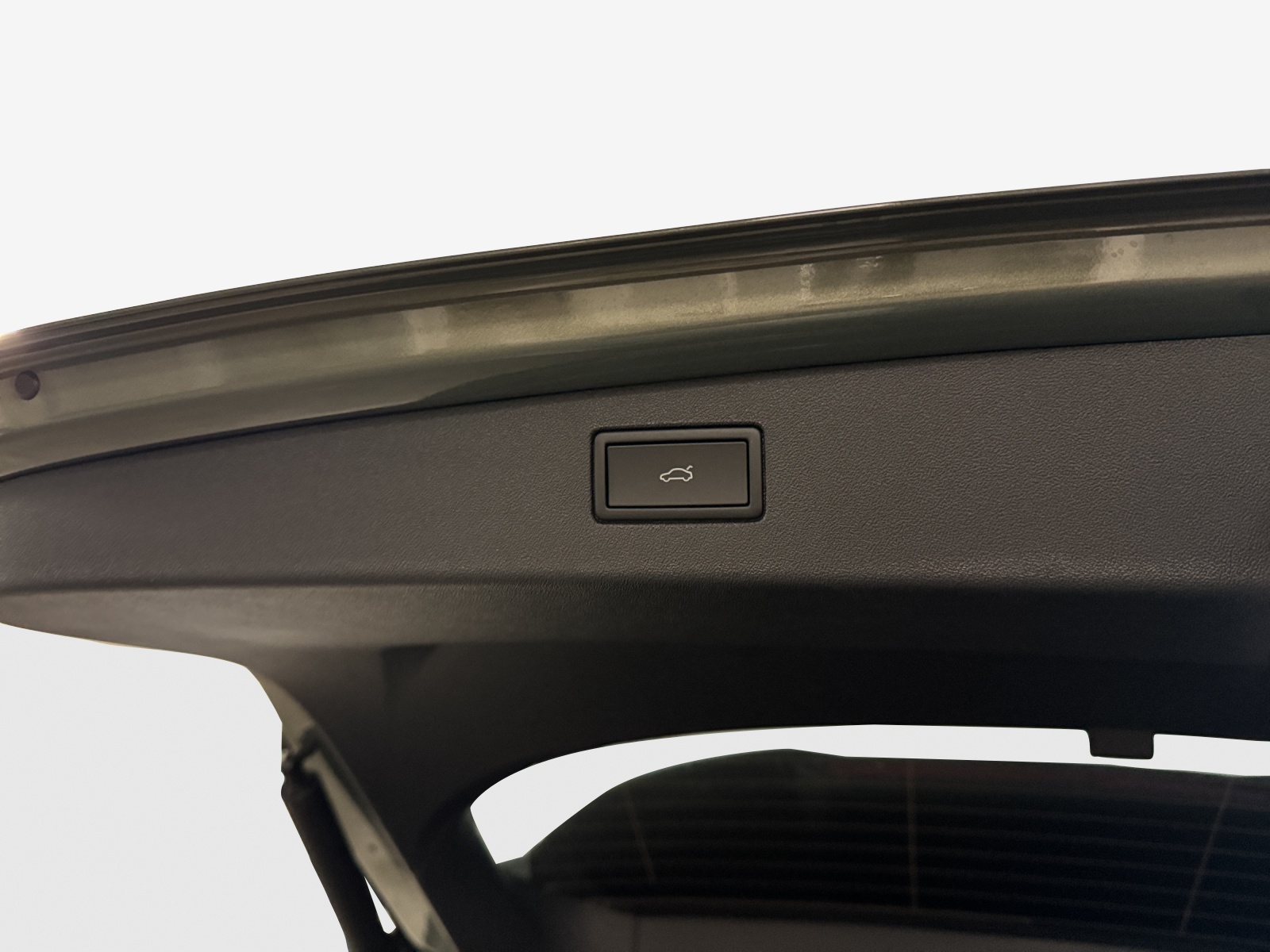 VW Tiguan 2.0 TSI DSG R-Line 4Motion-image-14