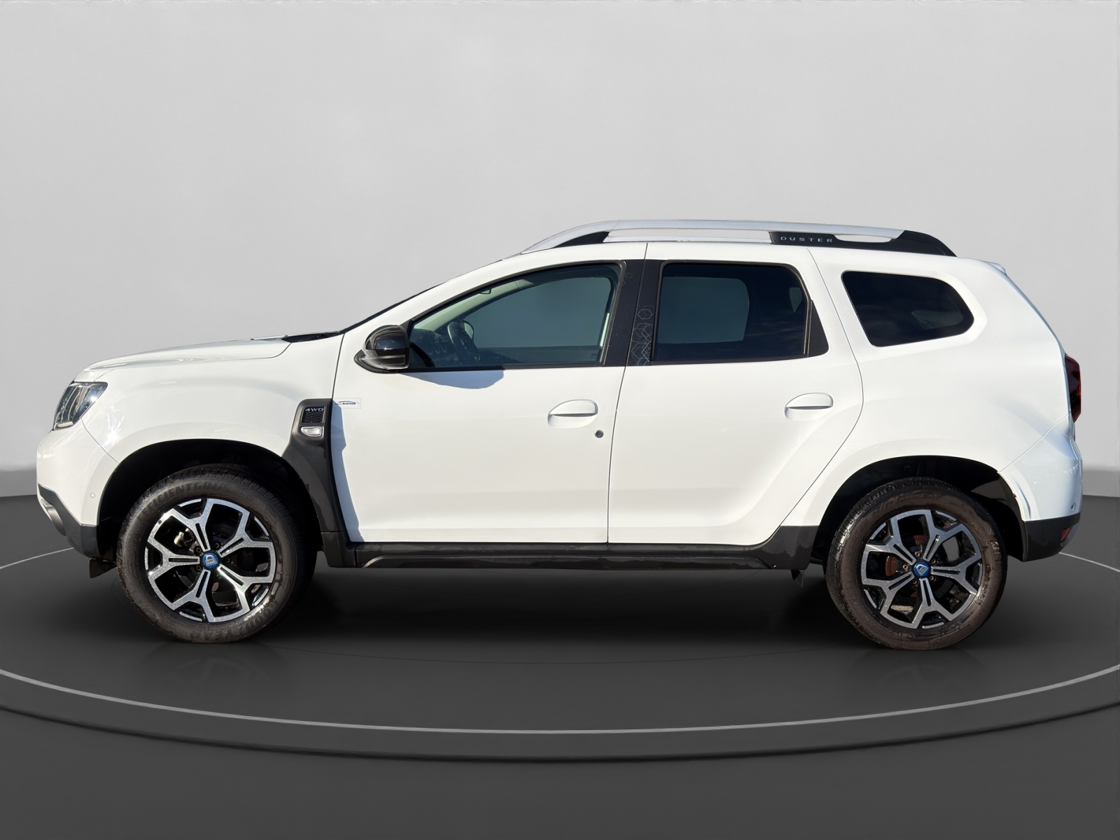 DACIA Duster 1.3 TCe 150 Celebration 4WD-image-1
