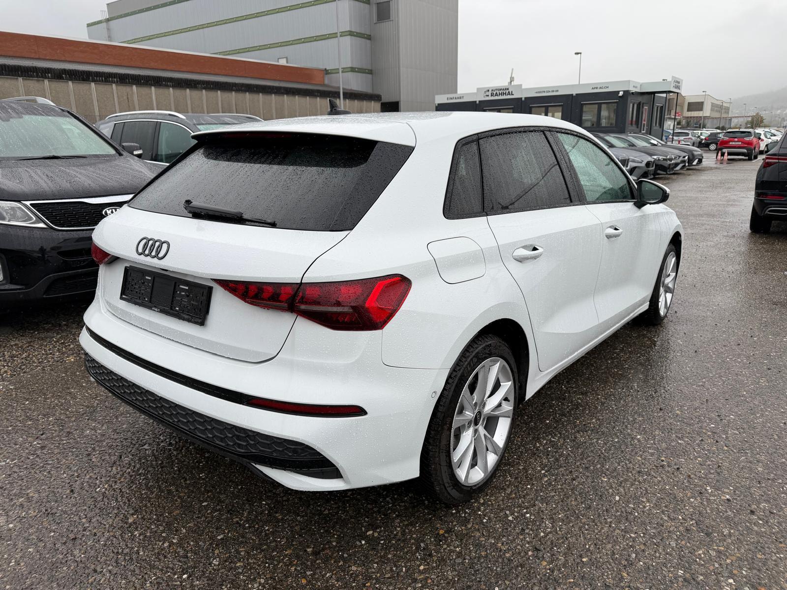 AUDI A3 Sportback 1.5 35 TFSI Advanced S-Tronic-image-6